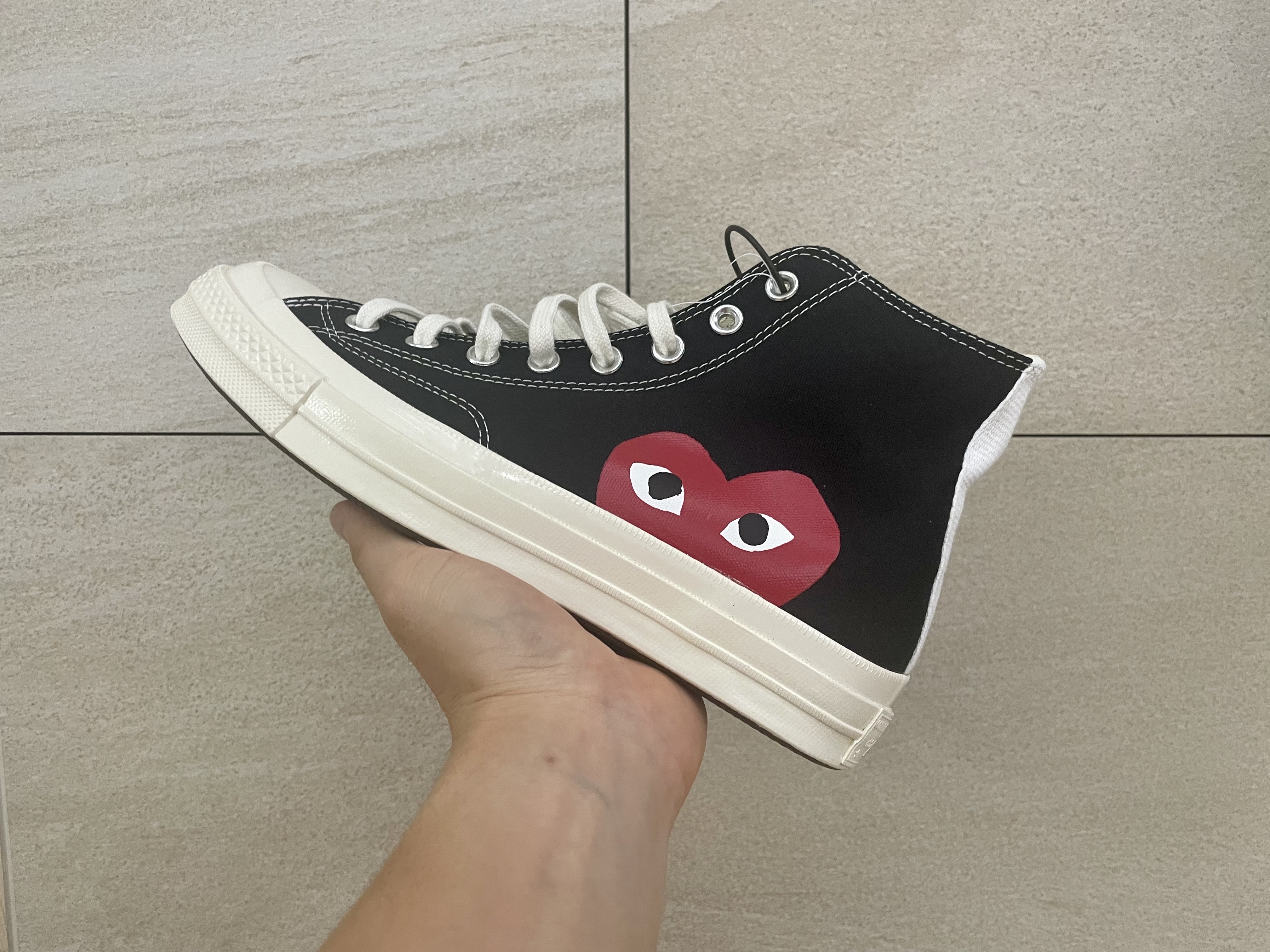 Converse x Play Comme des Garcons Chuck 70 Hi Black 착용 스타일