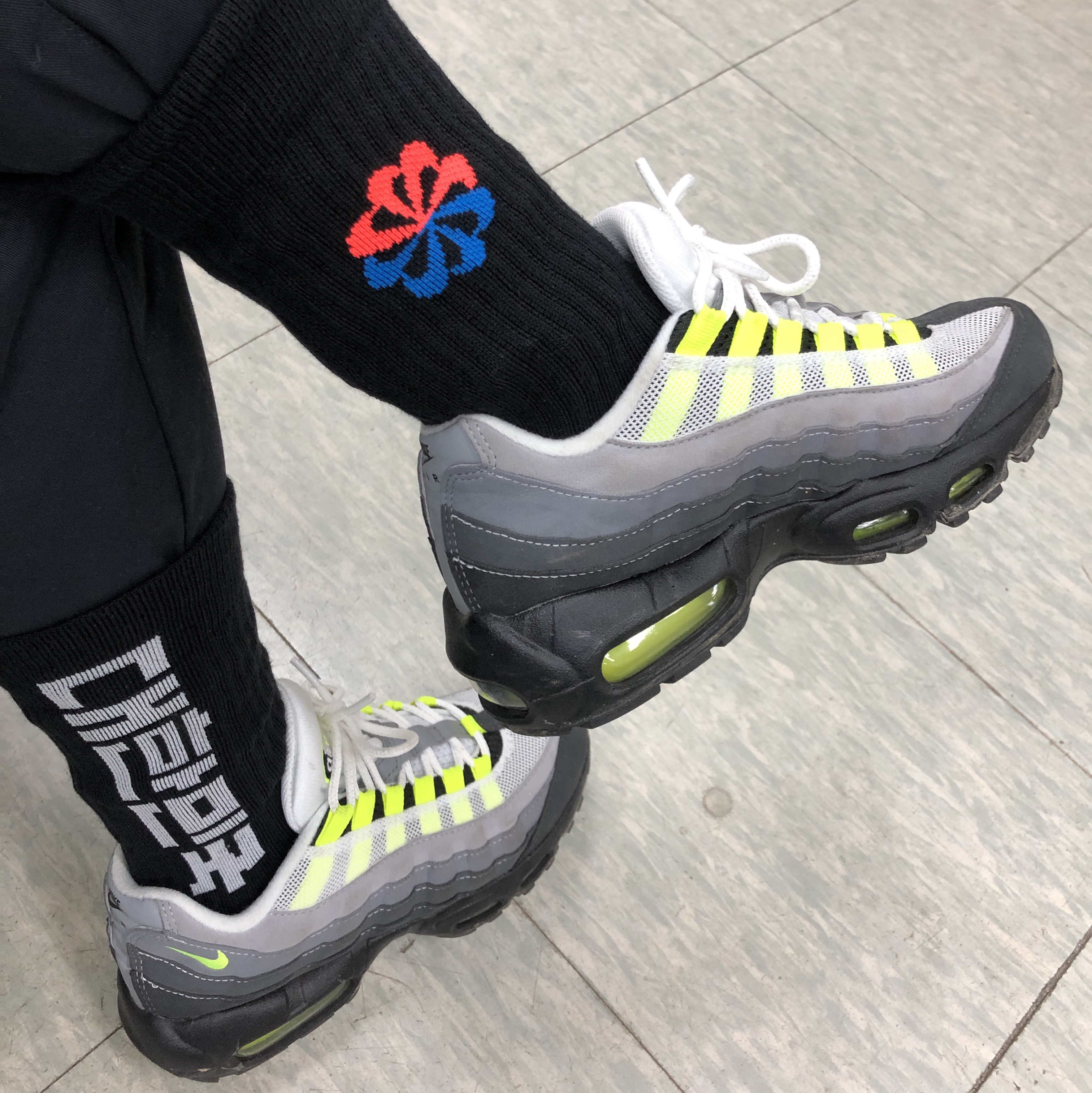 Nike Air Max 95 OG Neon Yellow 2020 착용 스타일