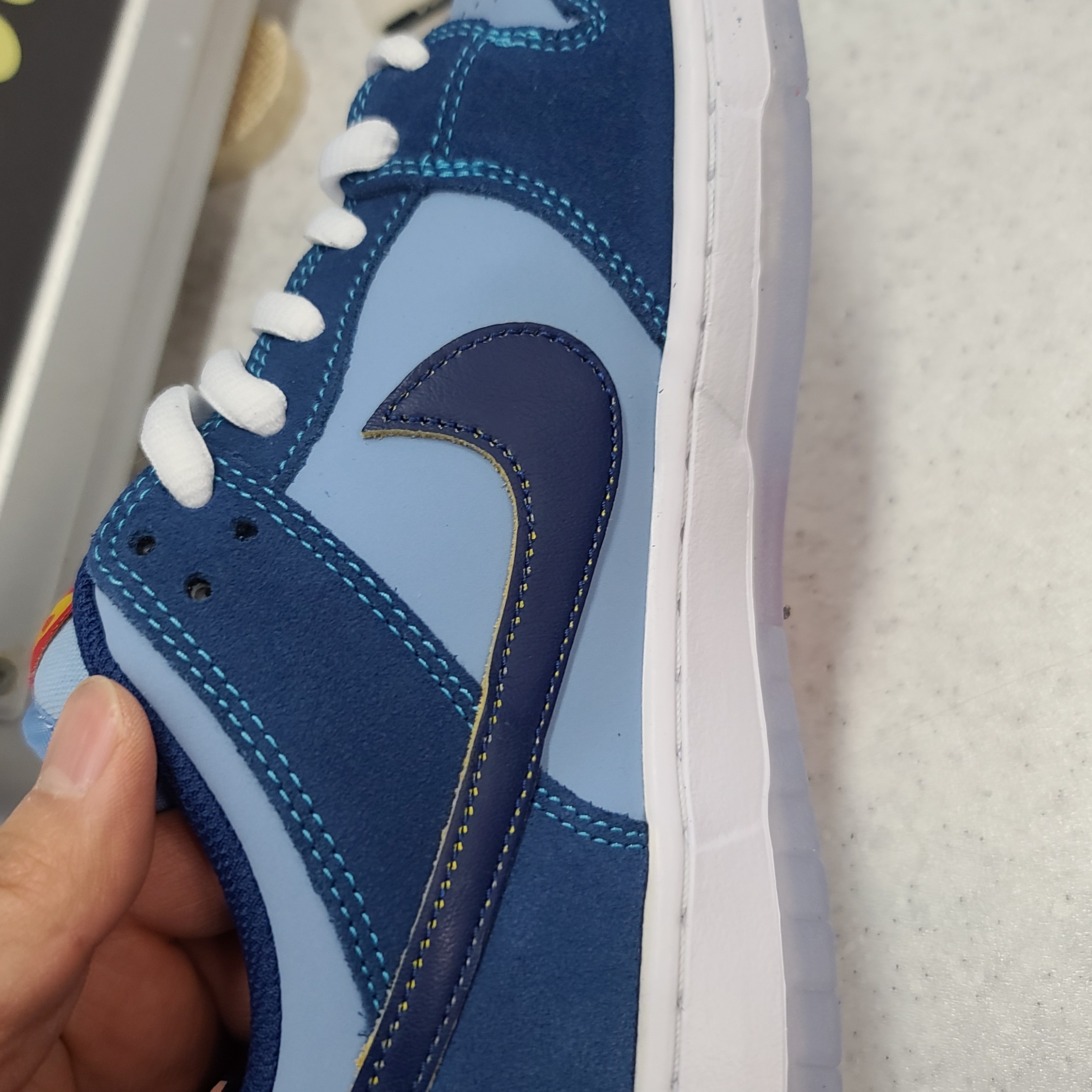 Nike x Why So Sad? SB Dunk Low Pro Coastal Blue 착용 스타일 - 1