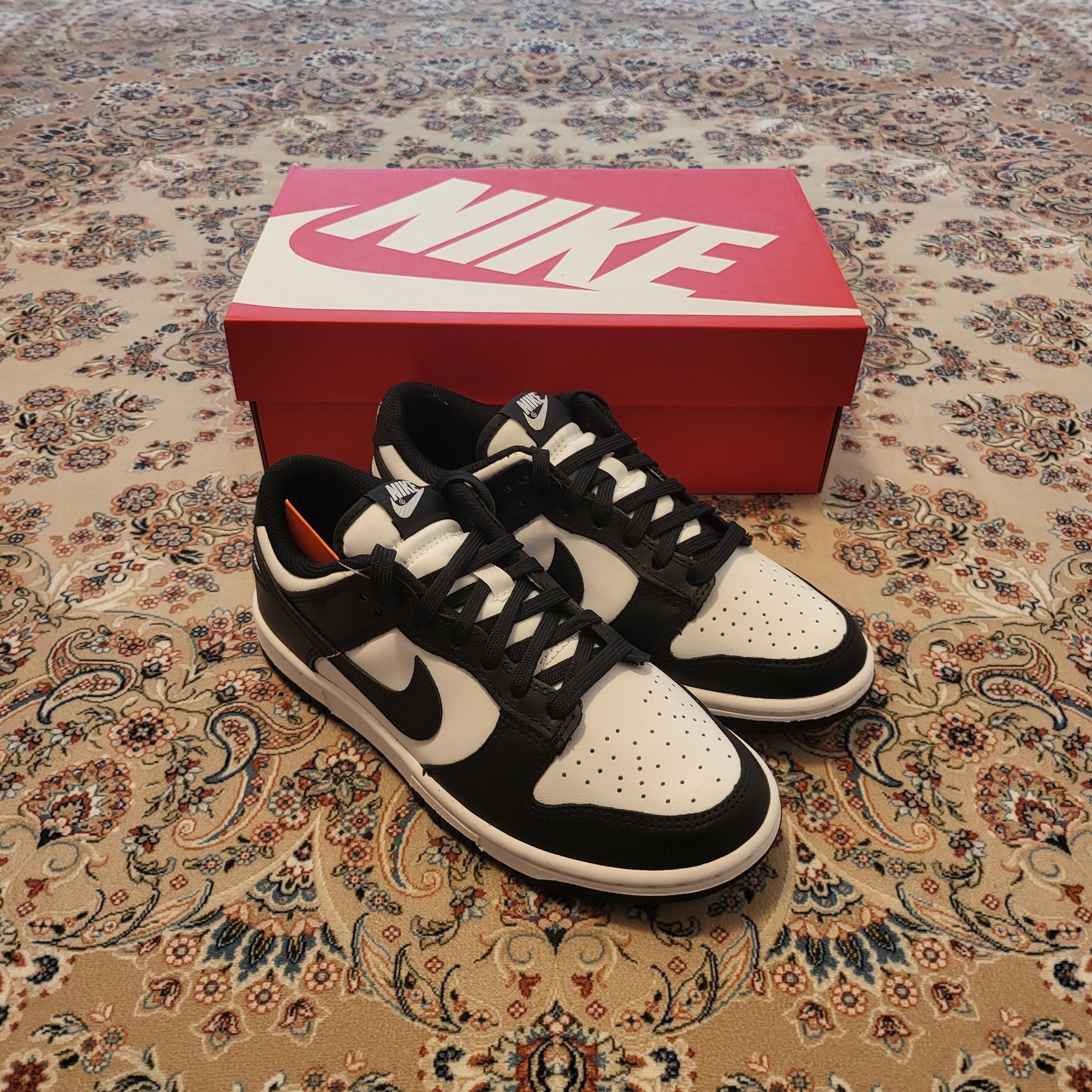 (W) Nike Dunk Low Black 착용 스타일