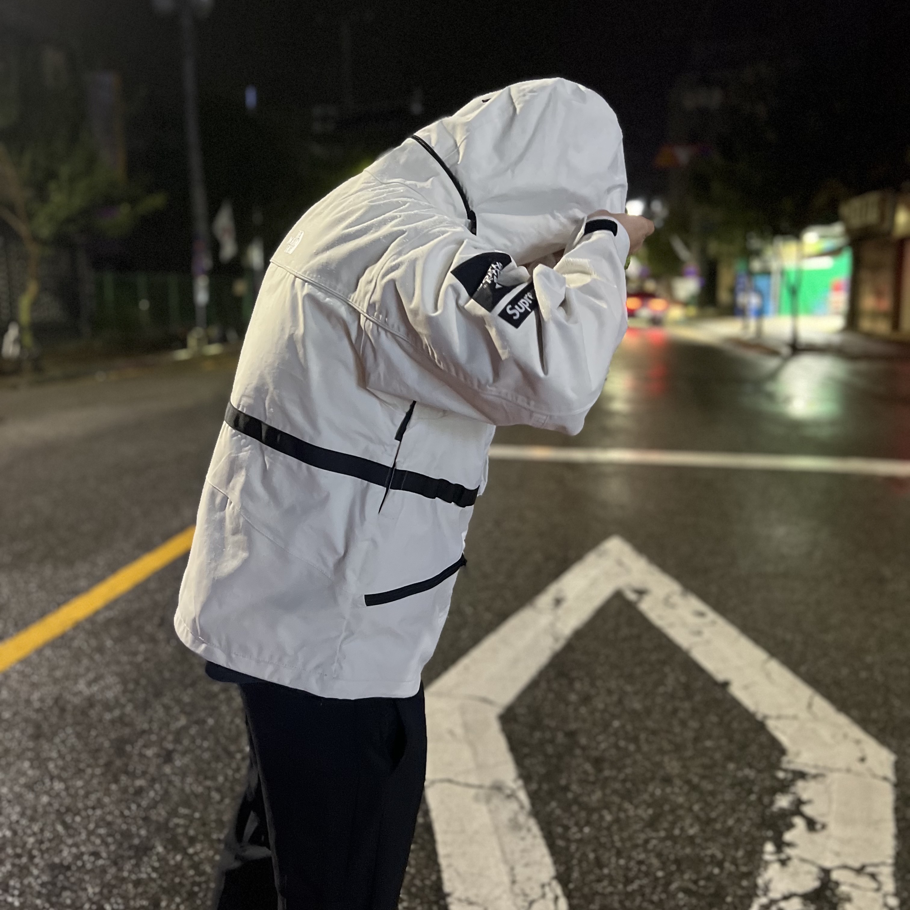 Supreme x The North Face Steep Tech Hooded Jacket White - 16SS μ°©μ© μ€νμΌ