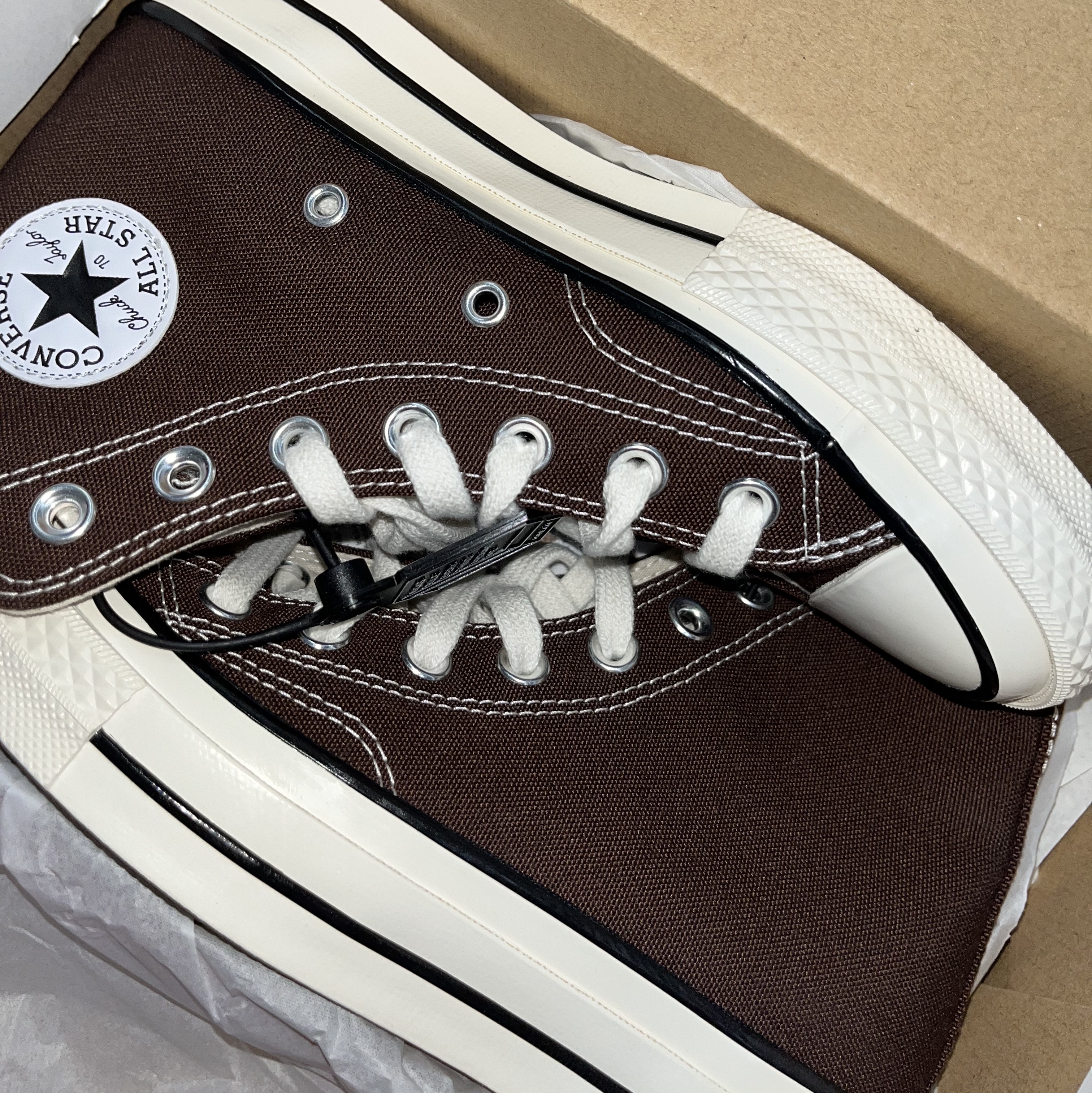 Converse Chuck 70 High Dark Root 착용 스타일 - 1