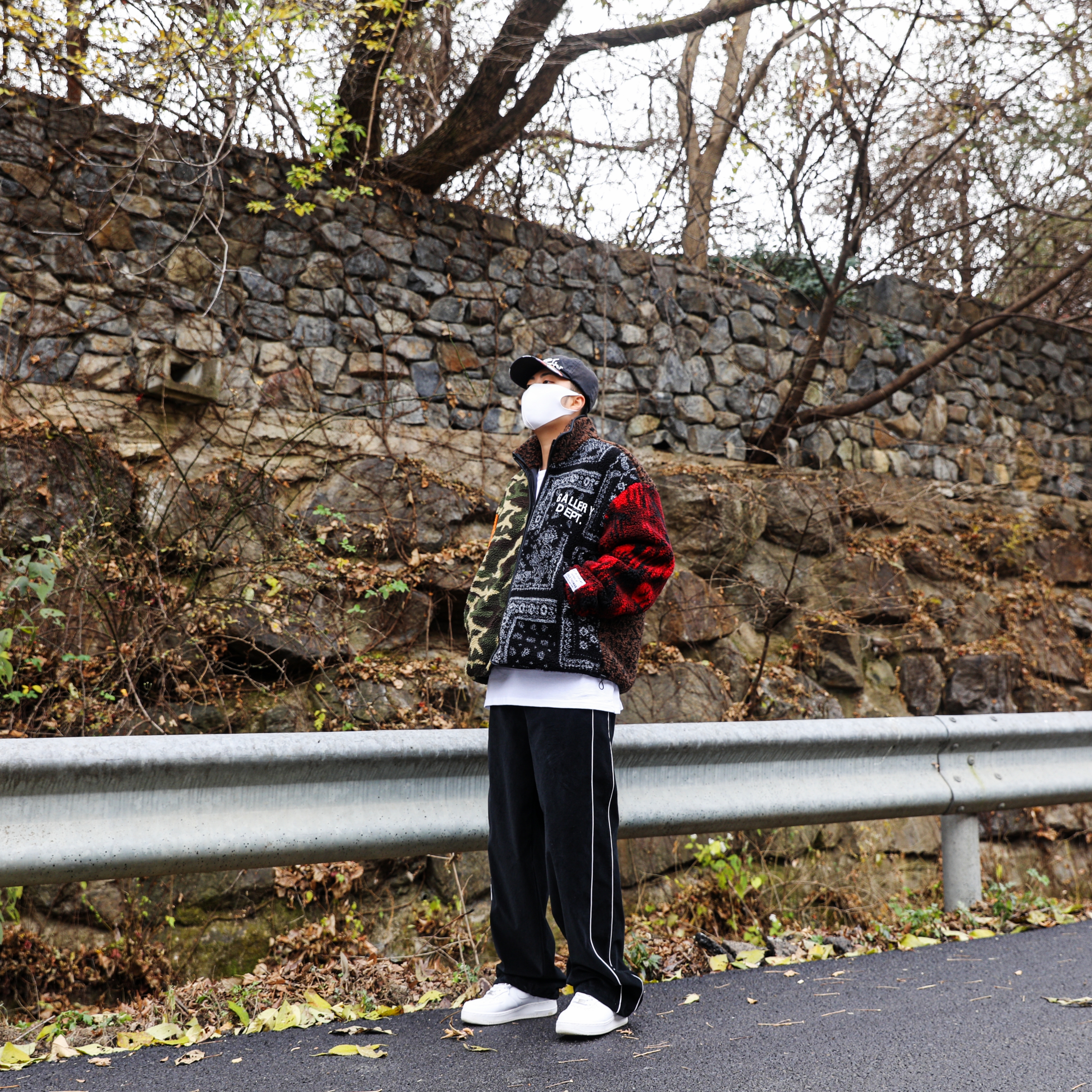 Nike Air Force 1 '07 Low White 착용 스타일 - 2