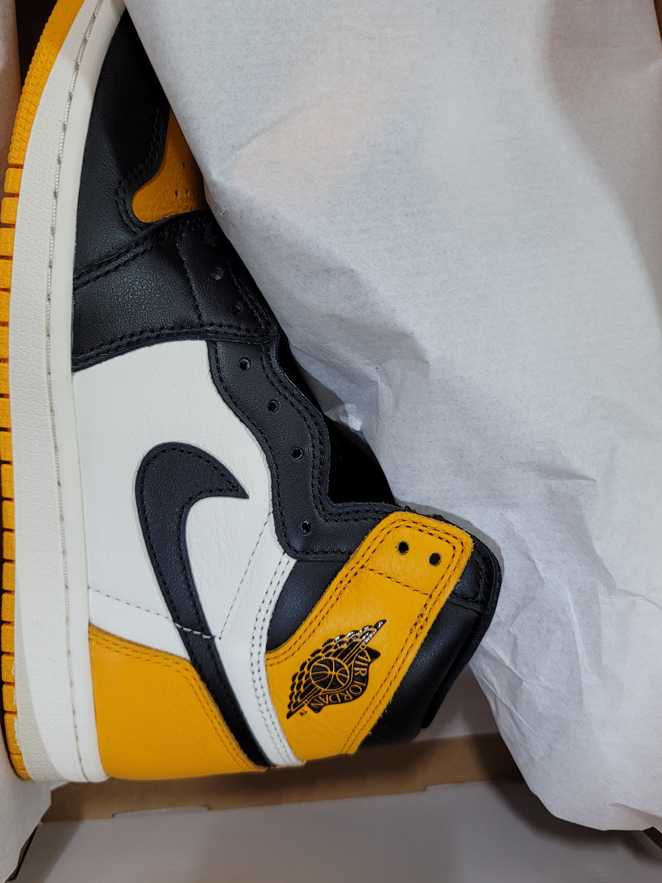Jordan 1 Retro High OG Taxi 착용 스타일