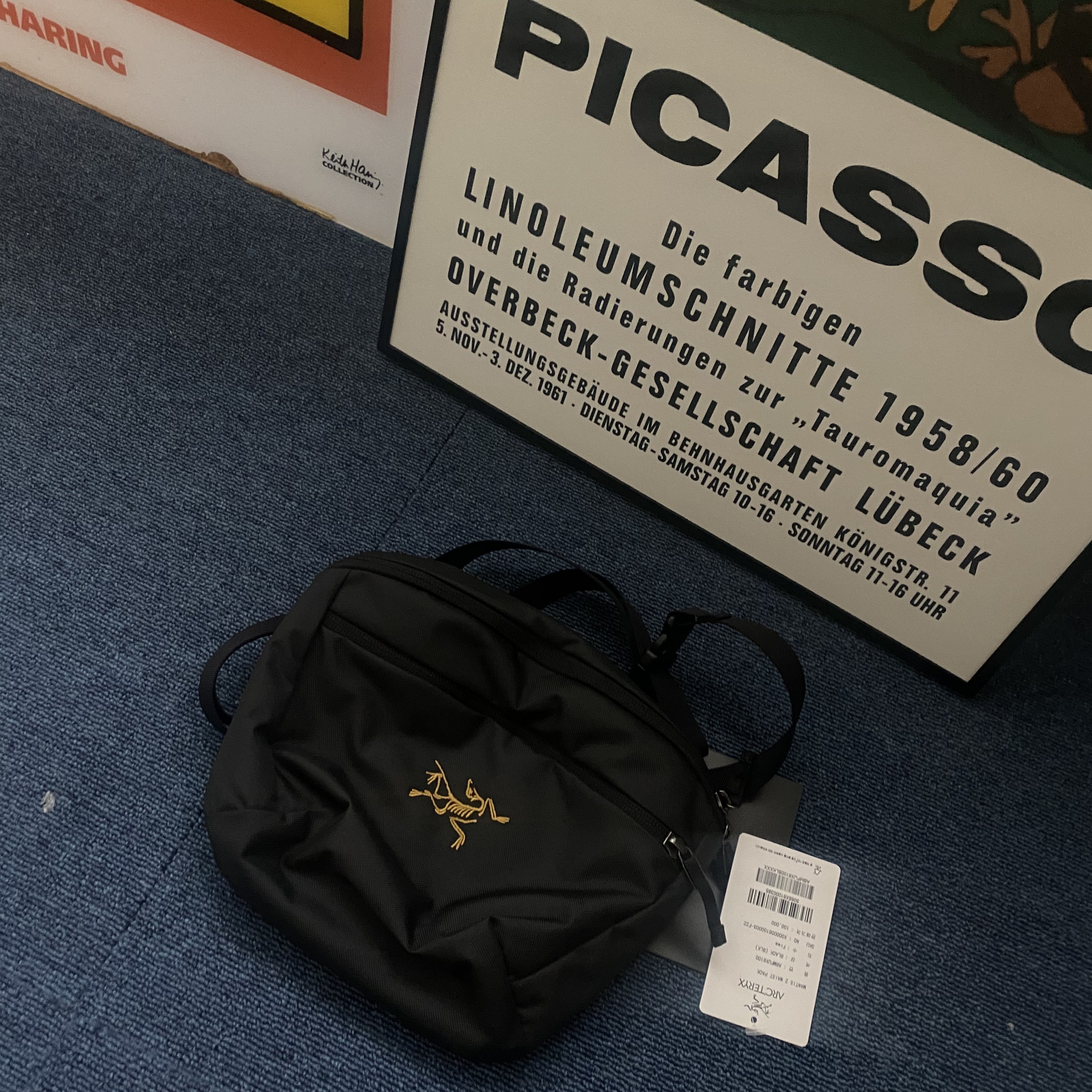 Arc'teryx Mantis 2 Waistpack 24K Black 착용 스타일