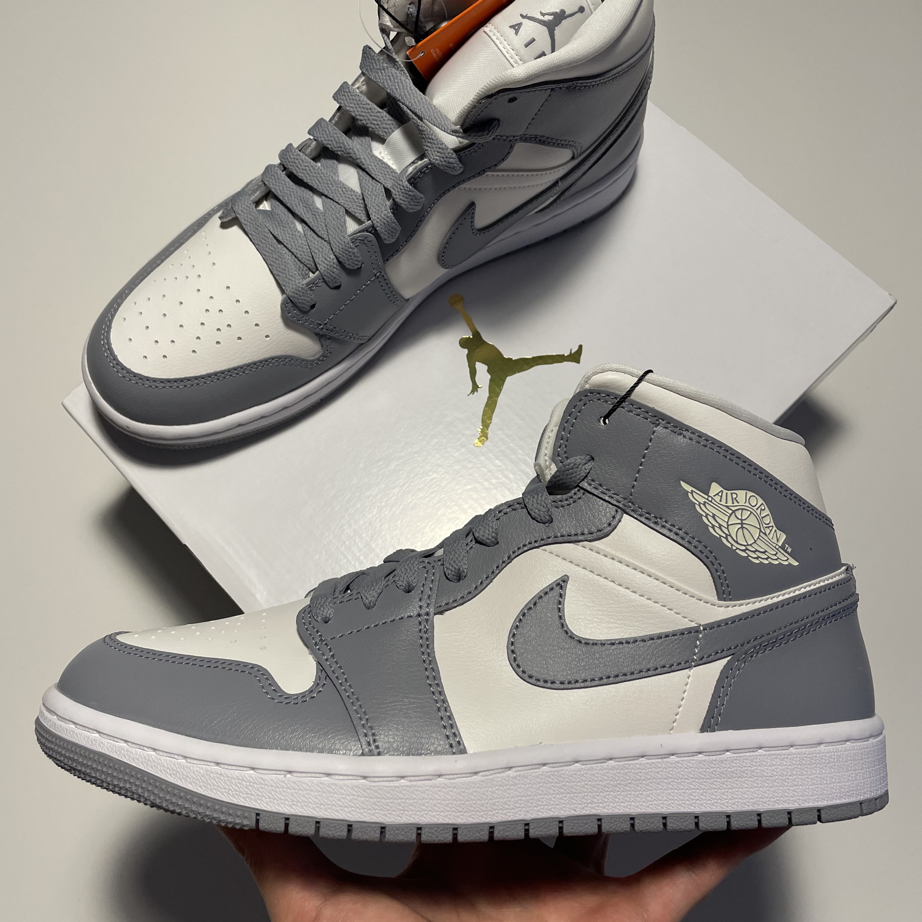 (W) Jordan 1 Mid Sail Stealth 착용 스타일