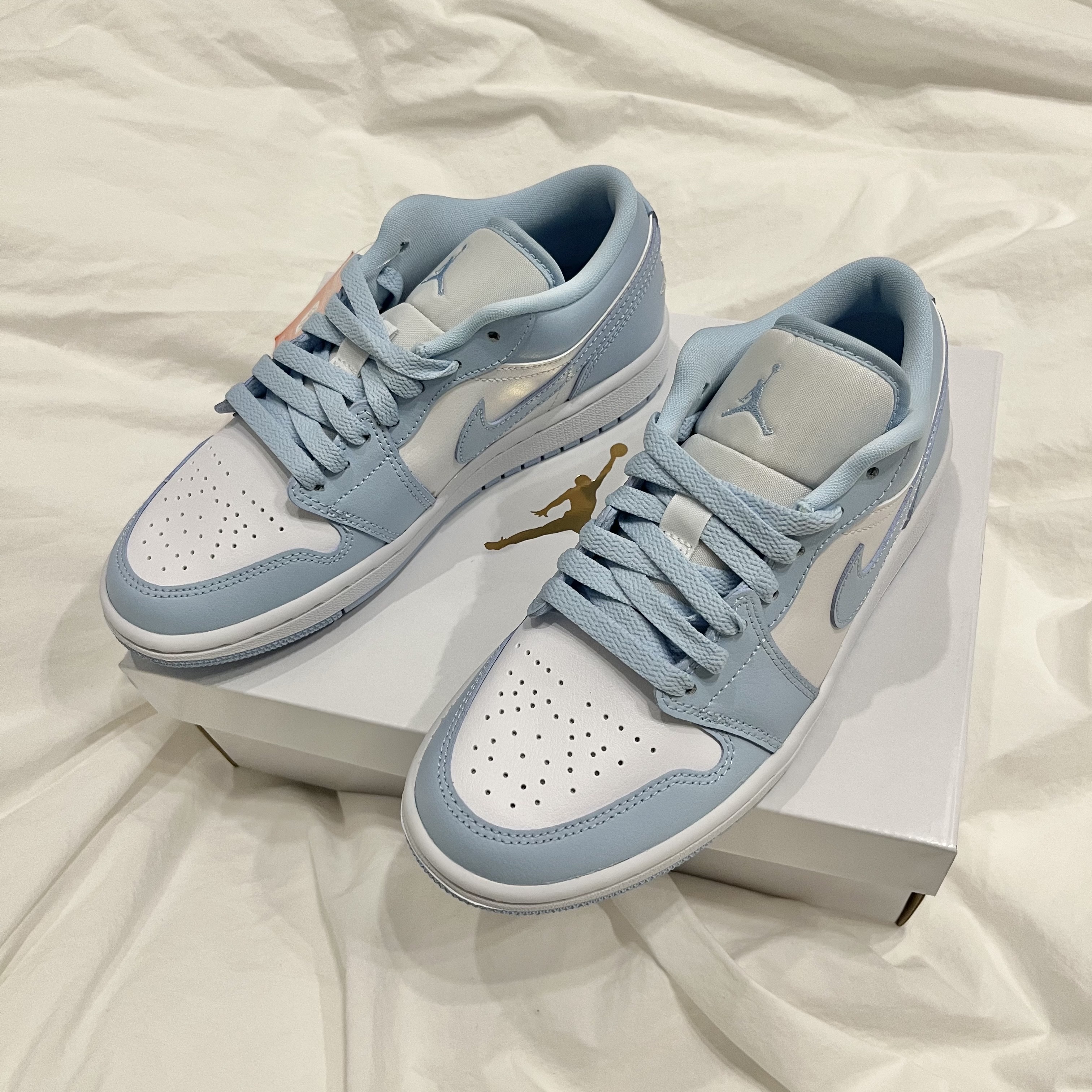 (W) Jordan 1 Low White Ice Blue 착용 스타일 - 2