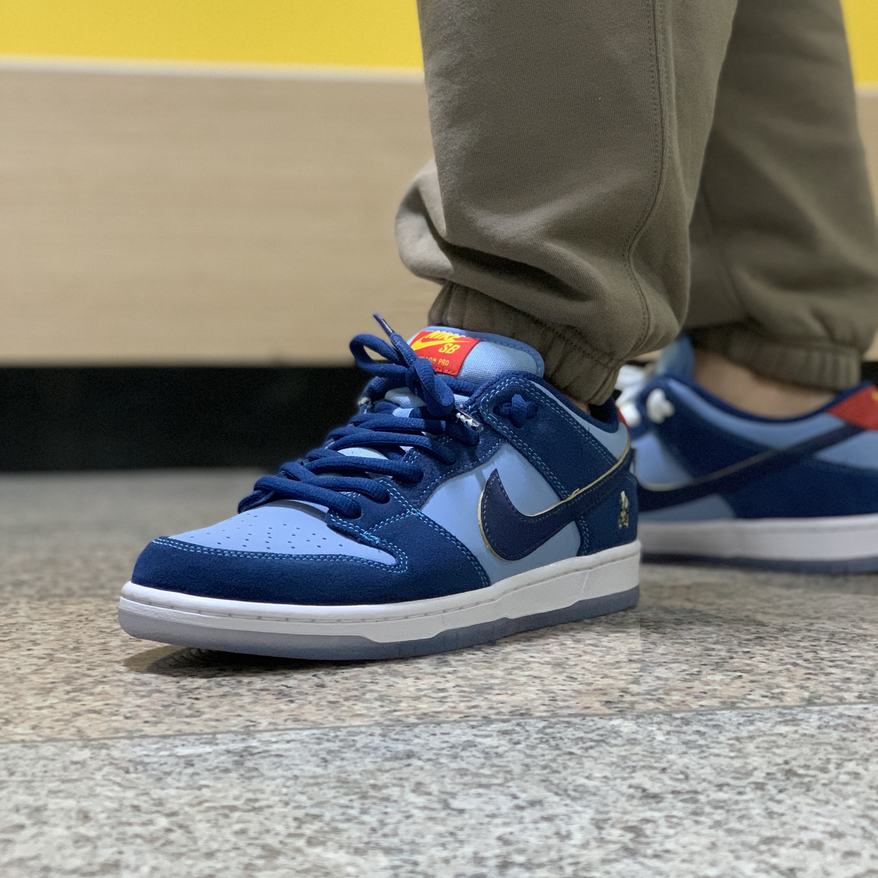 Nike x Why So Sad? SB Dunk Low Pro Coastal Blue 착용 스타일 - 2
