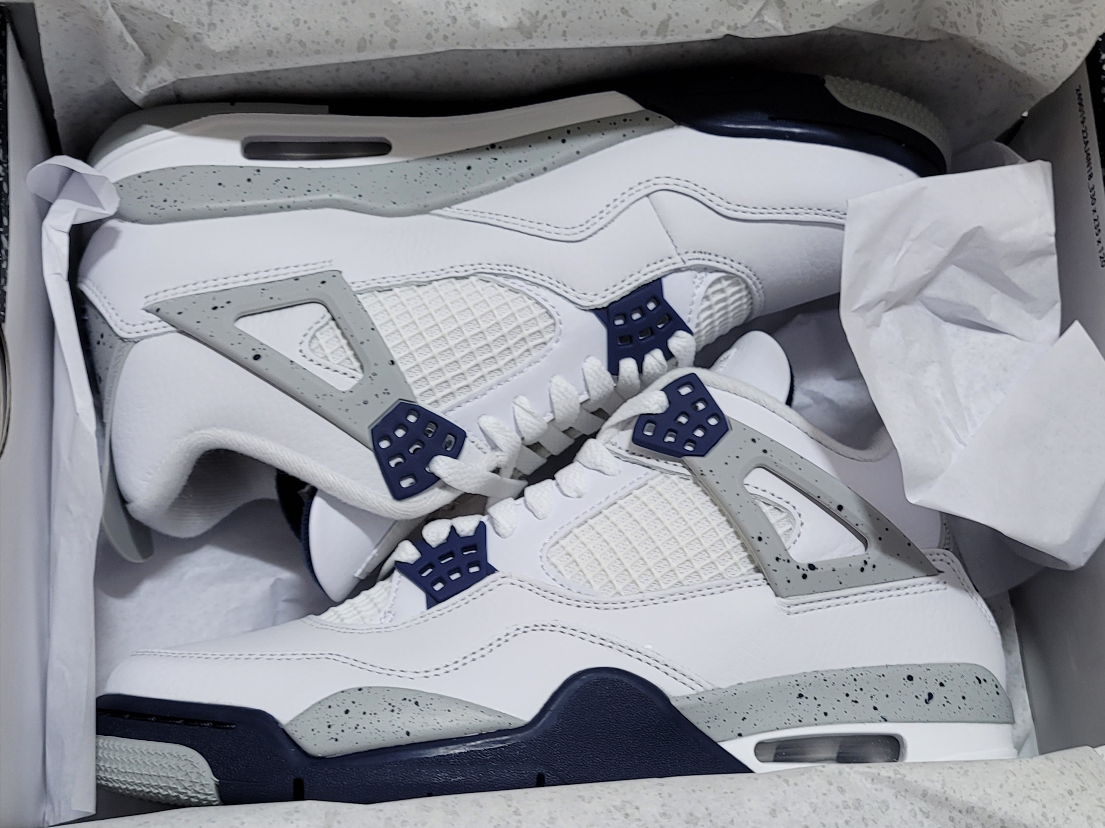 Jordan 4 Retro Midnight Navy 착용 스타일
