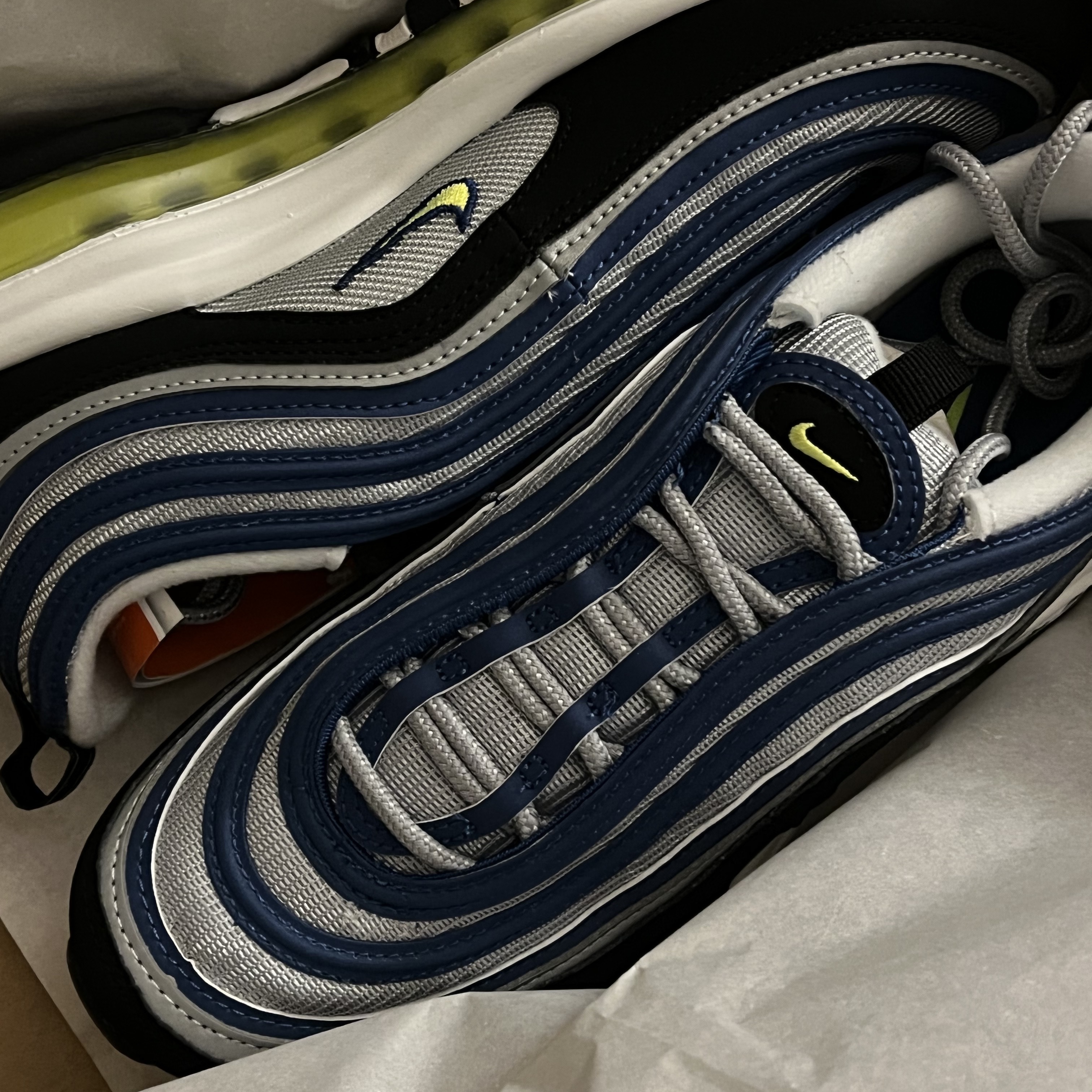 Nike Air Max 97 OG Atlantic Blue and Voltage Yellow, (W) Nike Air Max 97 OG Atlantic Blue and Voltage Yellow 착용 스타일