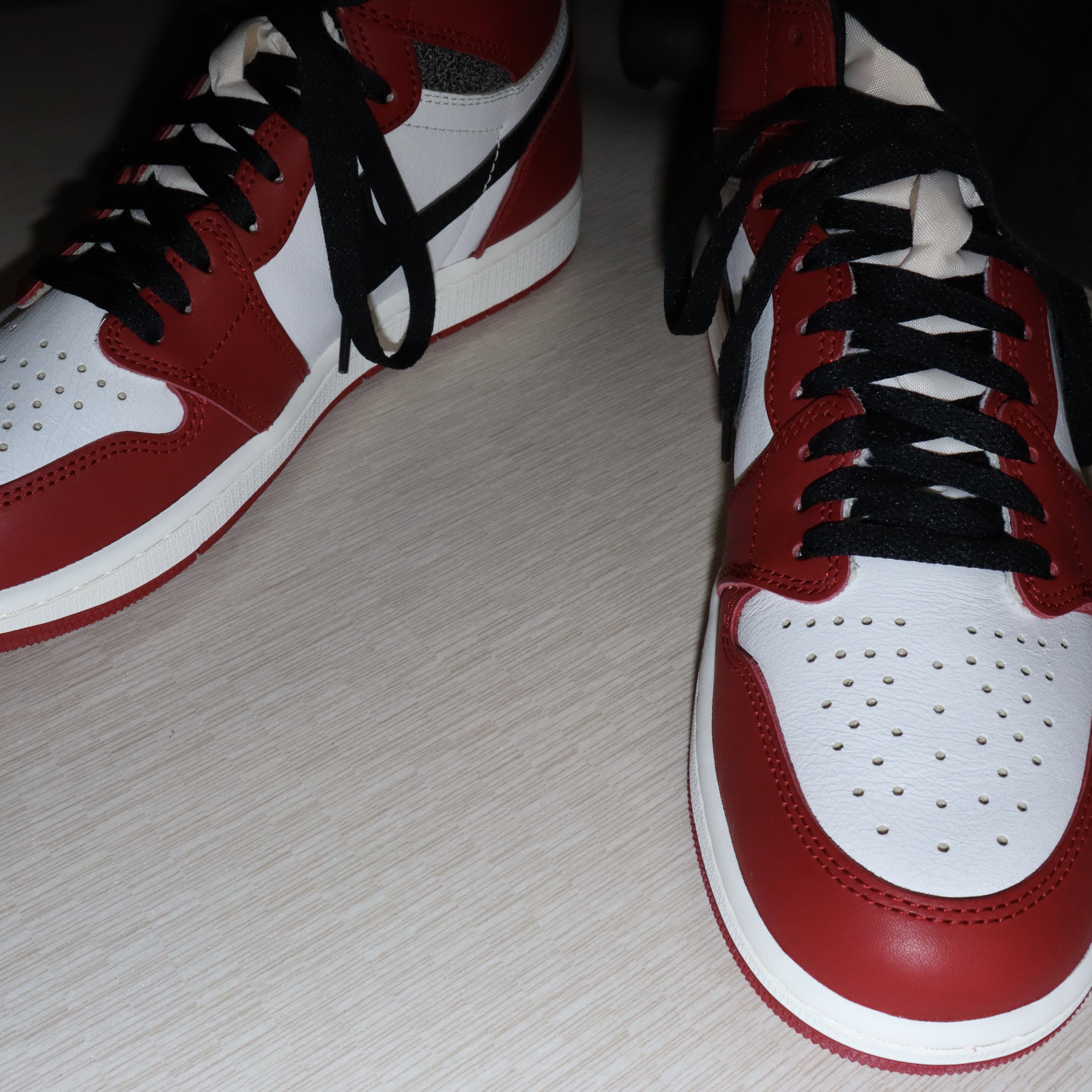 Jordan 1 Retro High OG Chicago 2022 착용 스타일 - 5