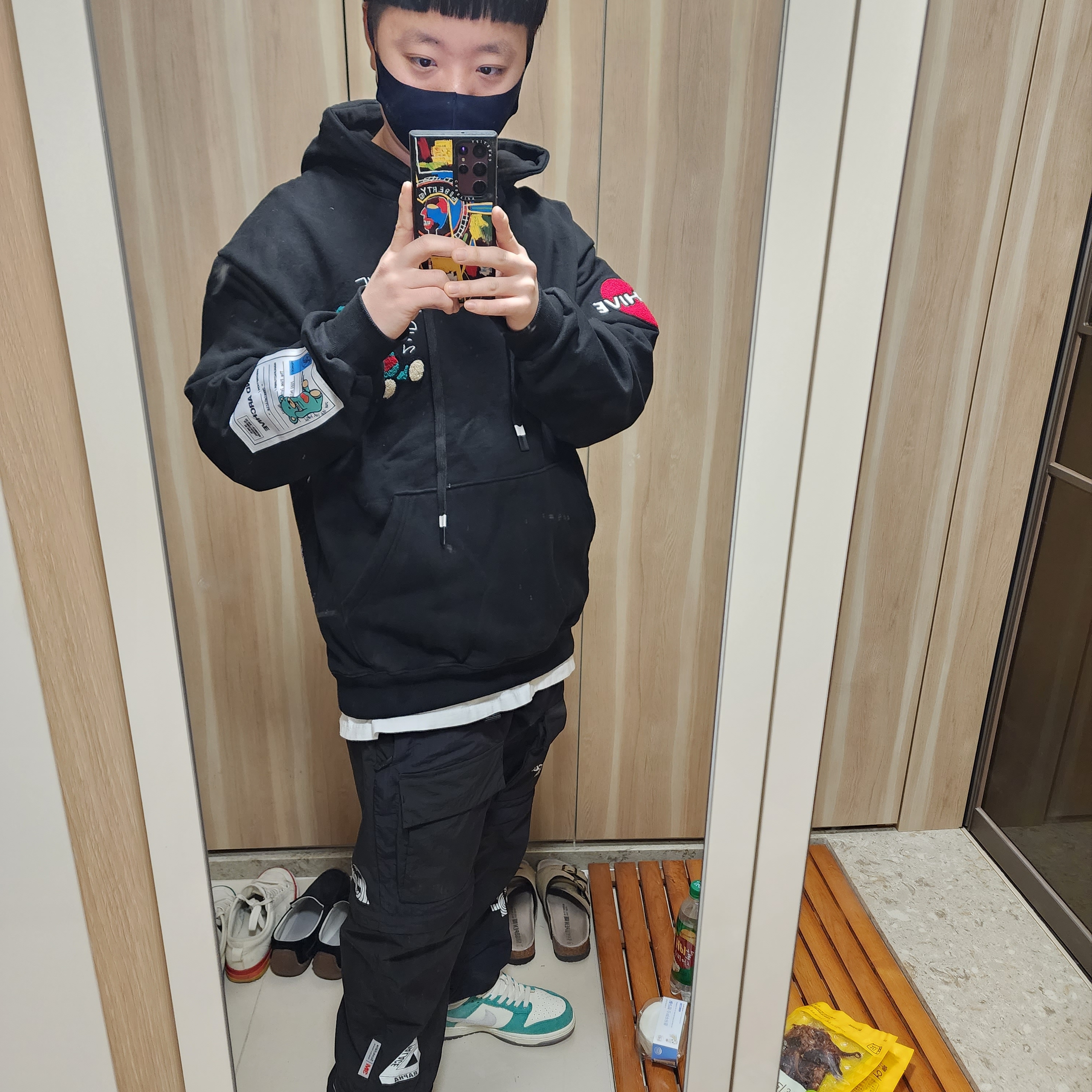Palace x Rapha EF Education First Tech Zip-Off Trousers Black - 22SS 착용 스타일 - 2