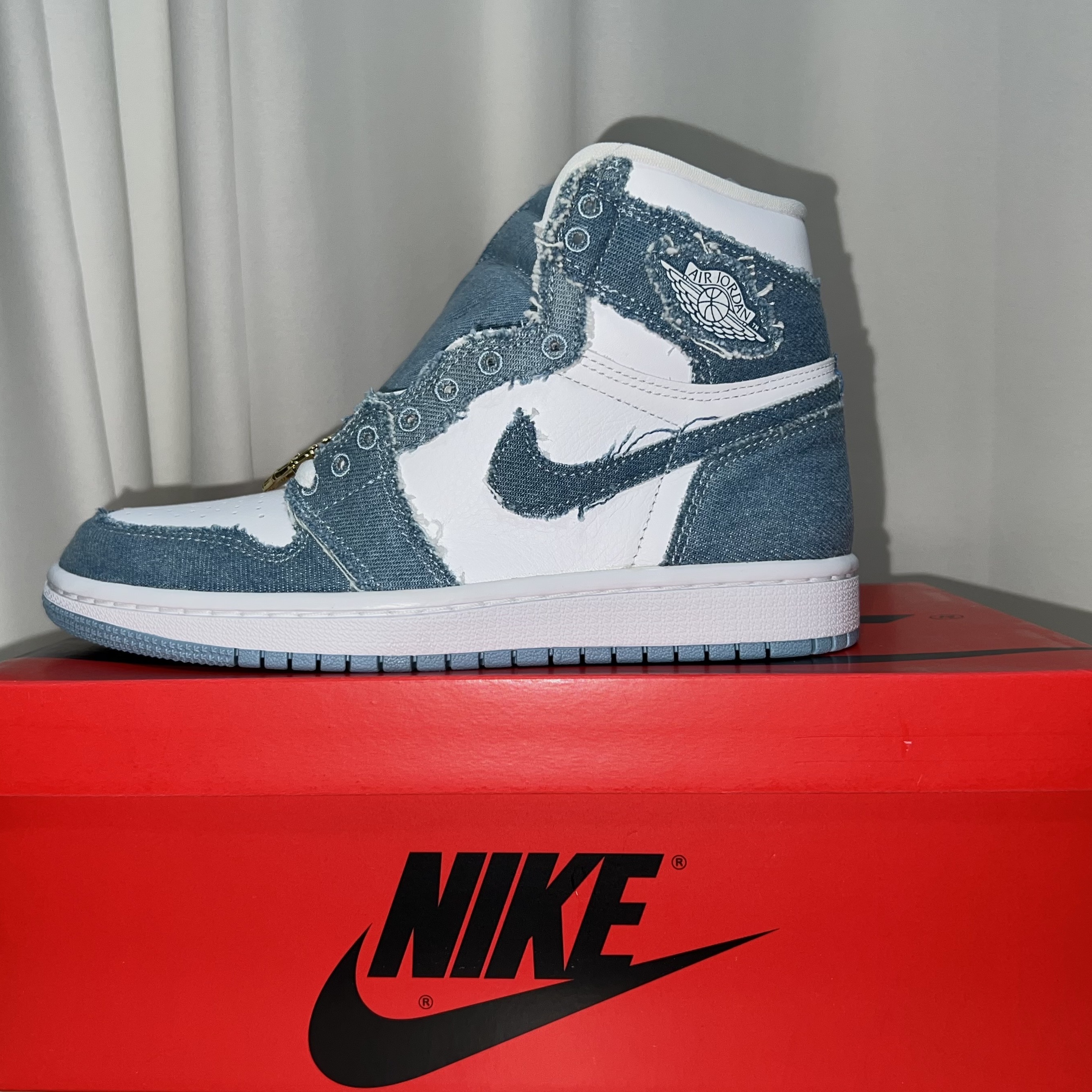 (W) Jordan 1 Retro High OG Denim 착용 스타일 - 2