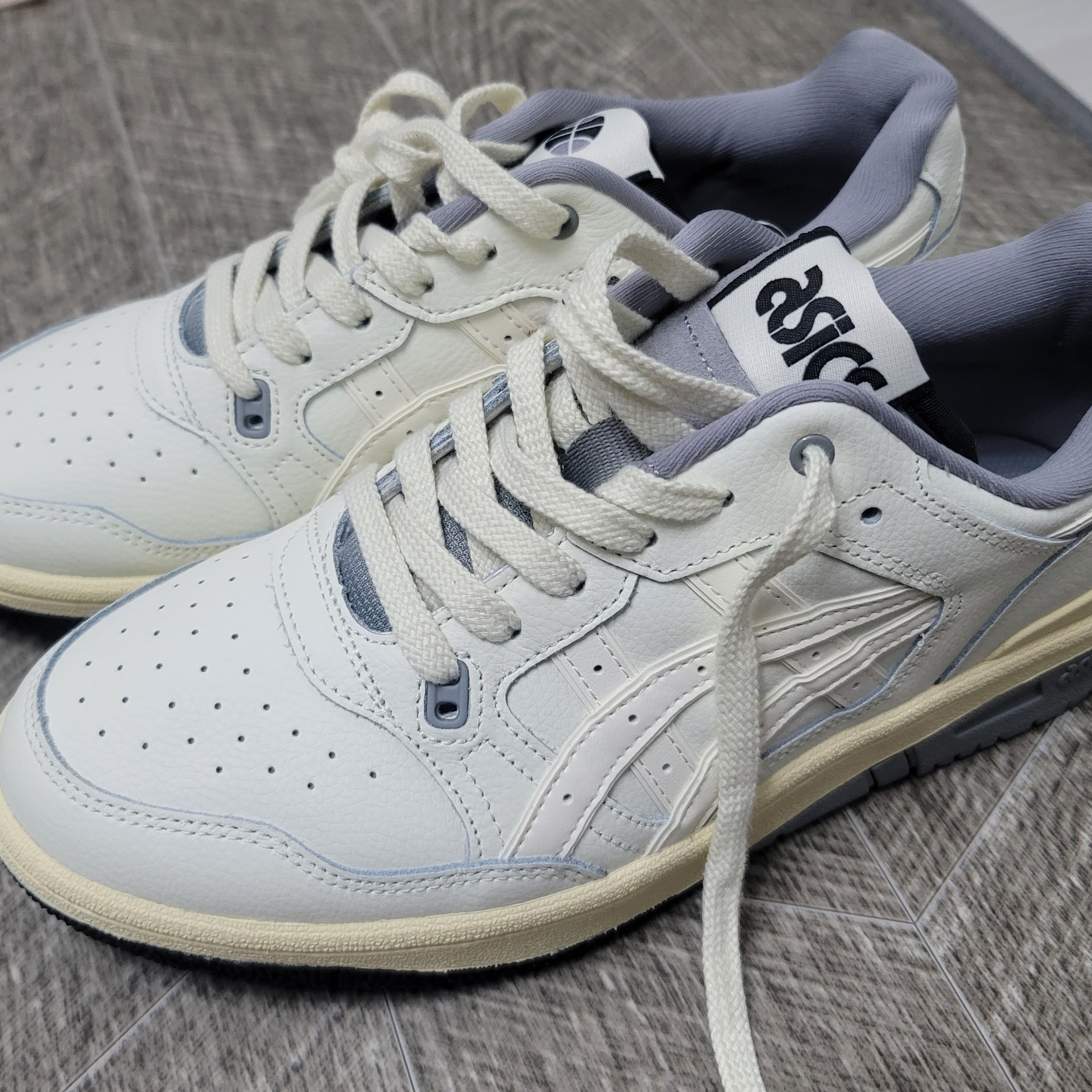 Asics x Ballaholic EX89 Cream 착용 스타일