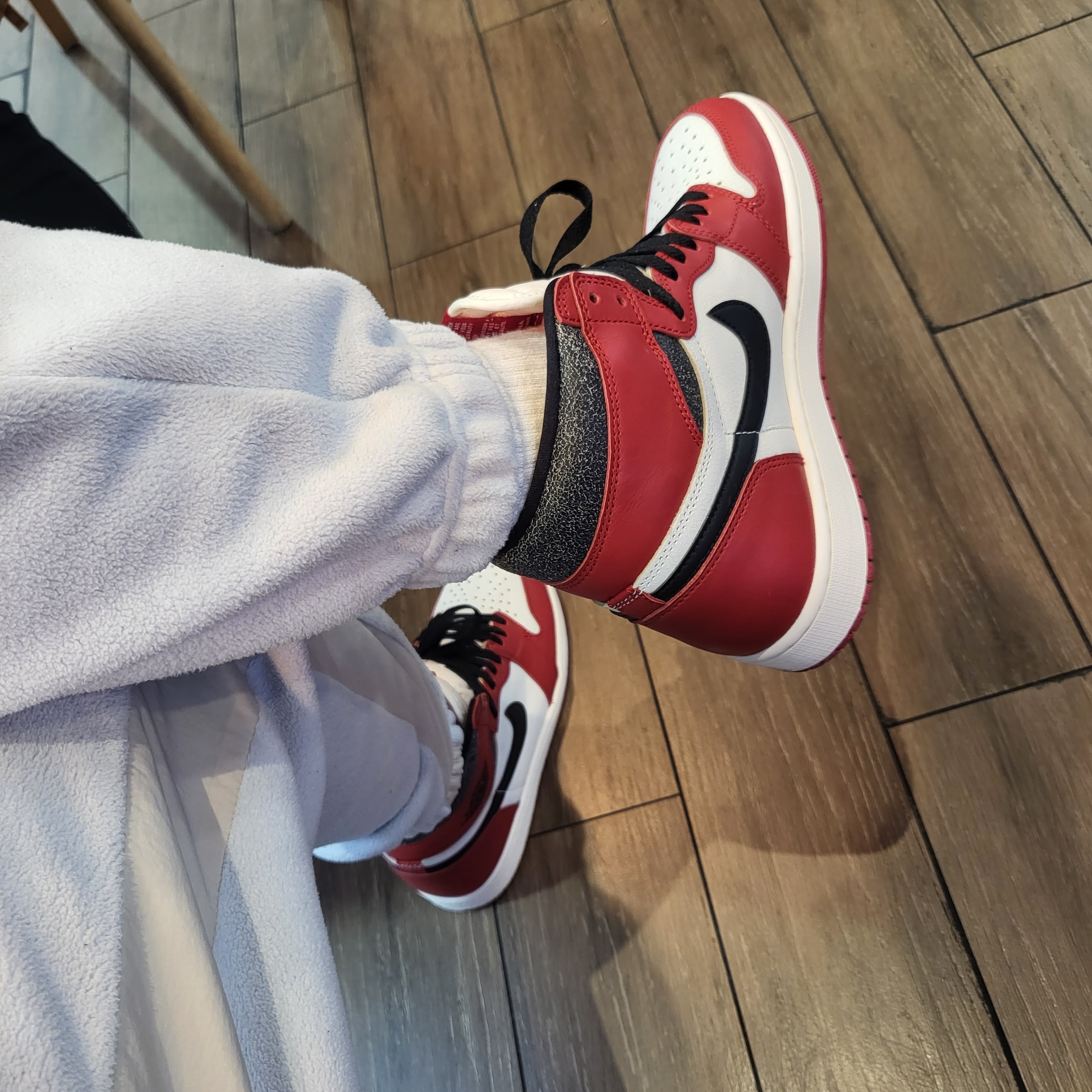 Jordan 1 Retro High OG Chicago 2022 착용 스타일 - 2