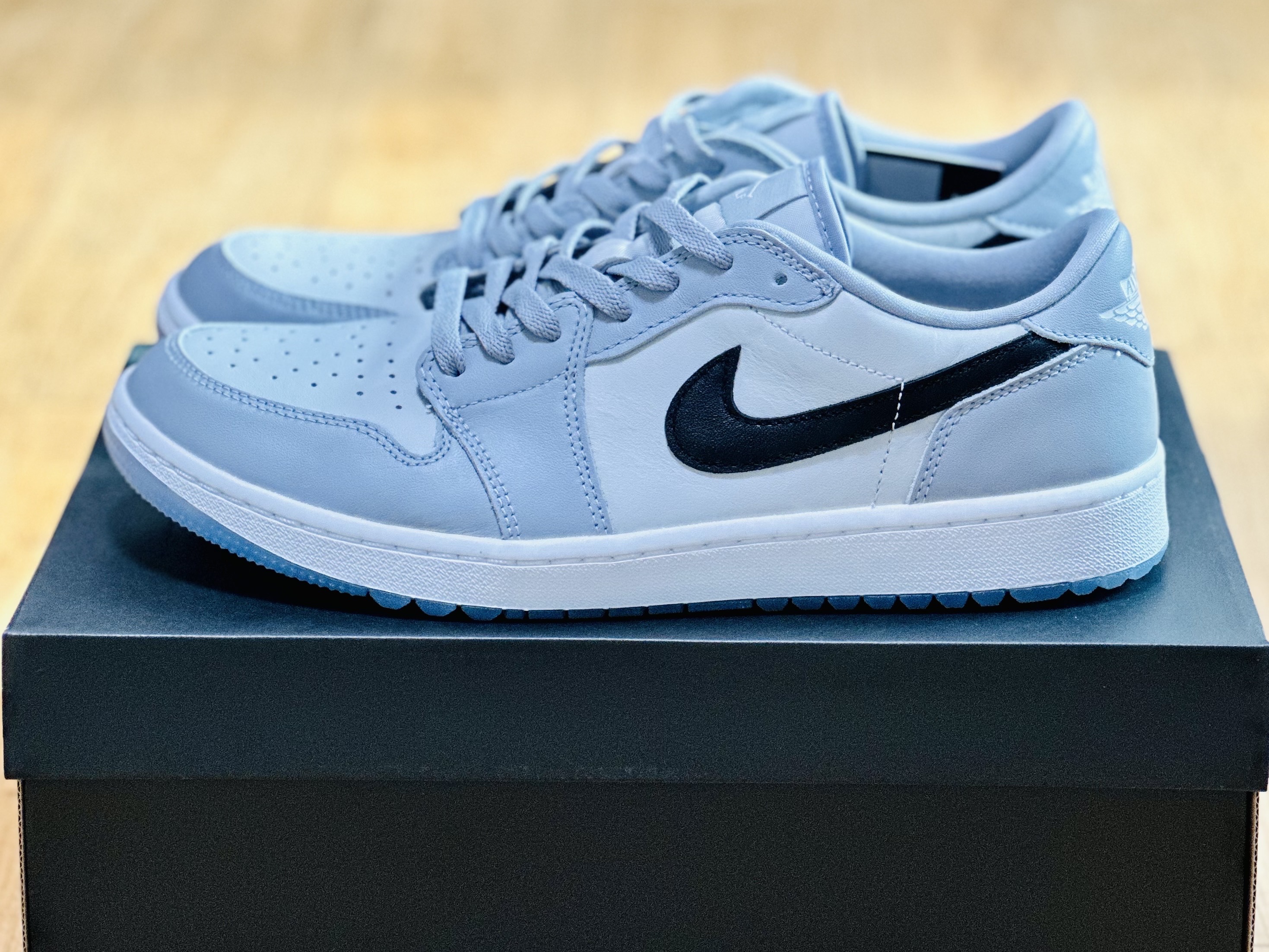 Jordan 1 Low Golf Wolf Grey 착용 스타일