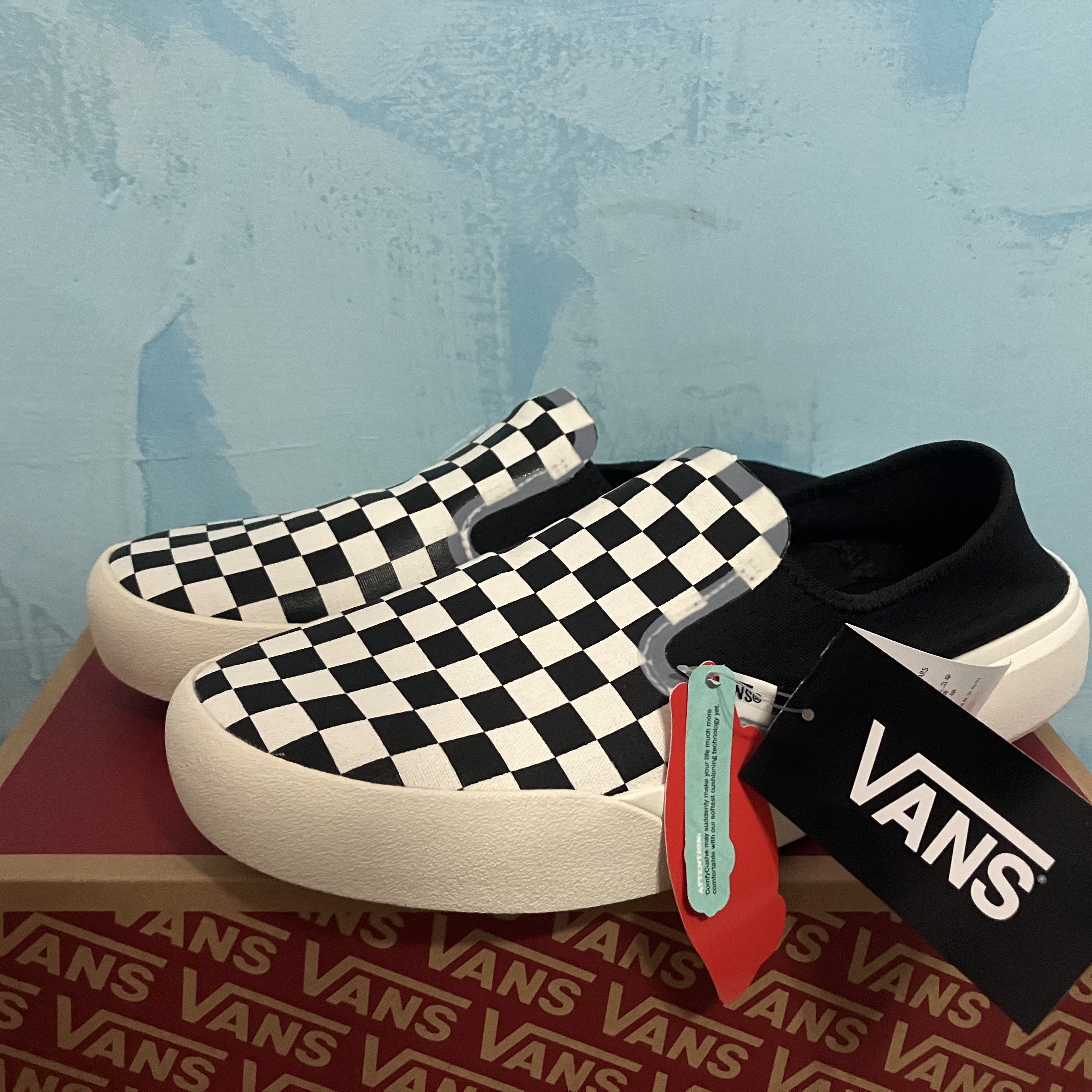 Vans Checkerboard Comfycush One Black 착용 스타일