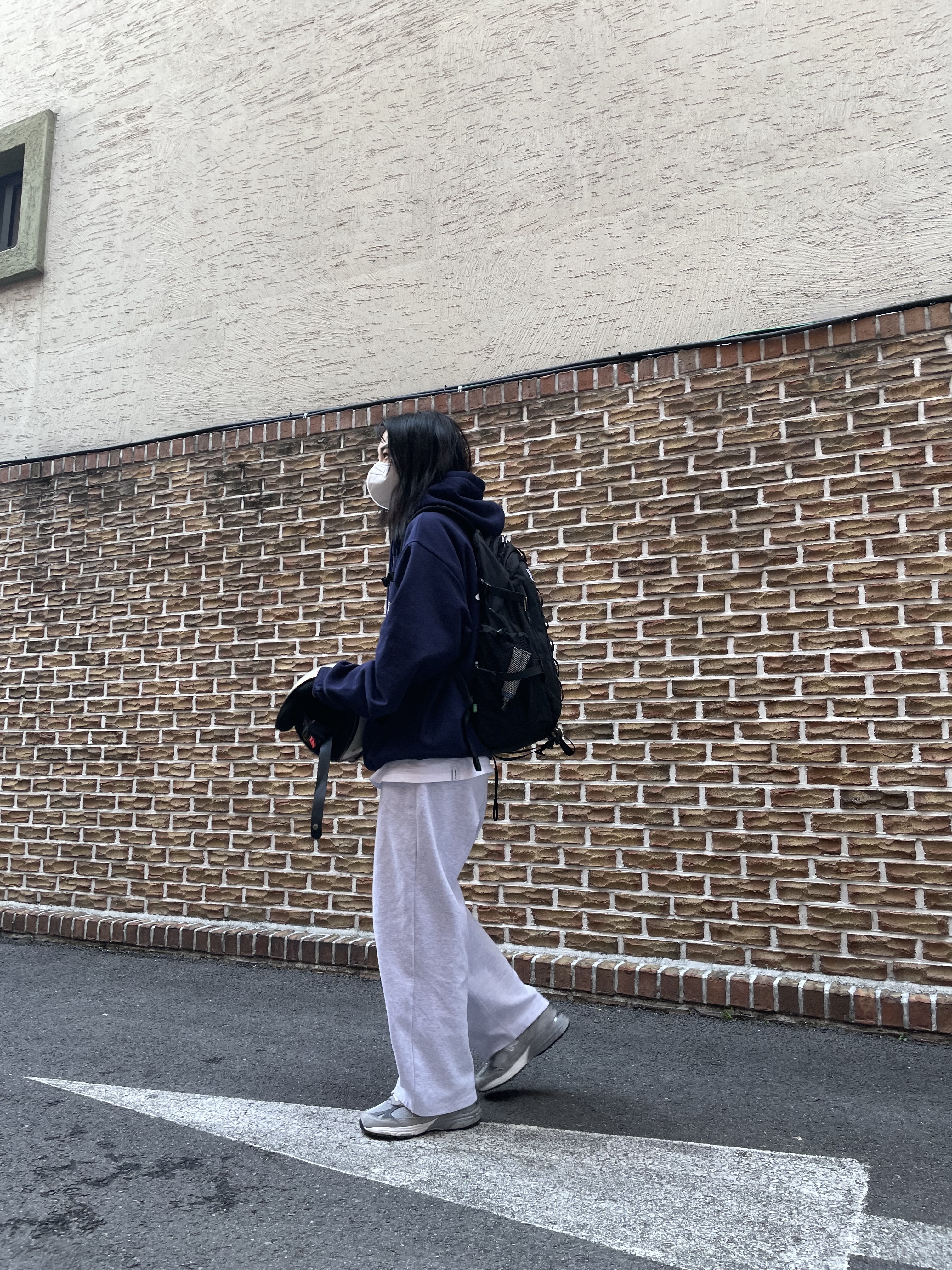 Stussy Basic Stussy Hoodie Navy 2022, New Balance 993 Made in USA Grey - D Standard 착용 스타일 - 3