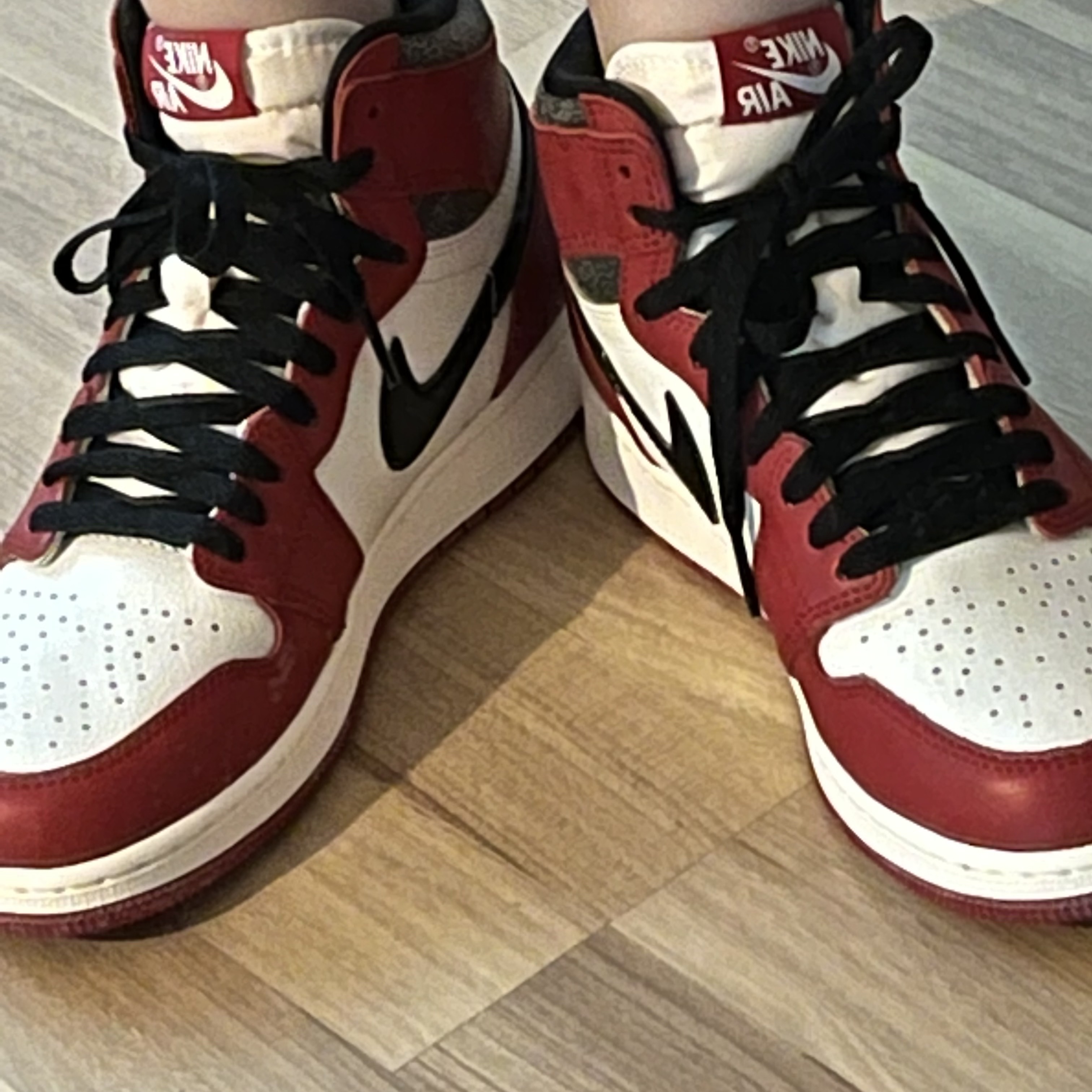 (GS) Jordan 1 Retro High OG Chicago 2022, Jordan 1 Retro High OG Chicago 2022 착용 스타일 - 2