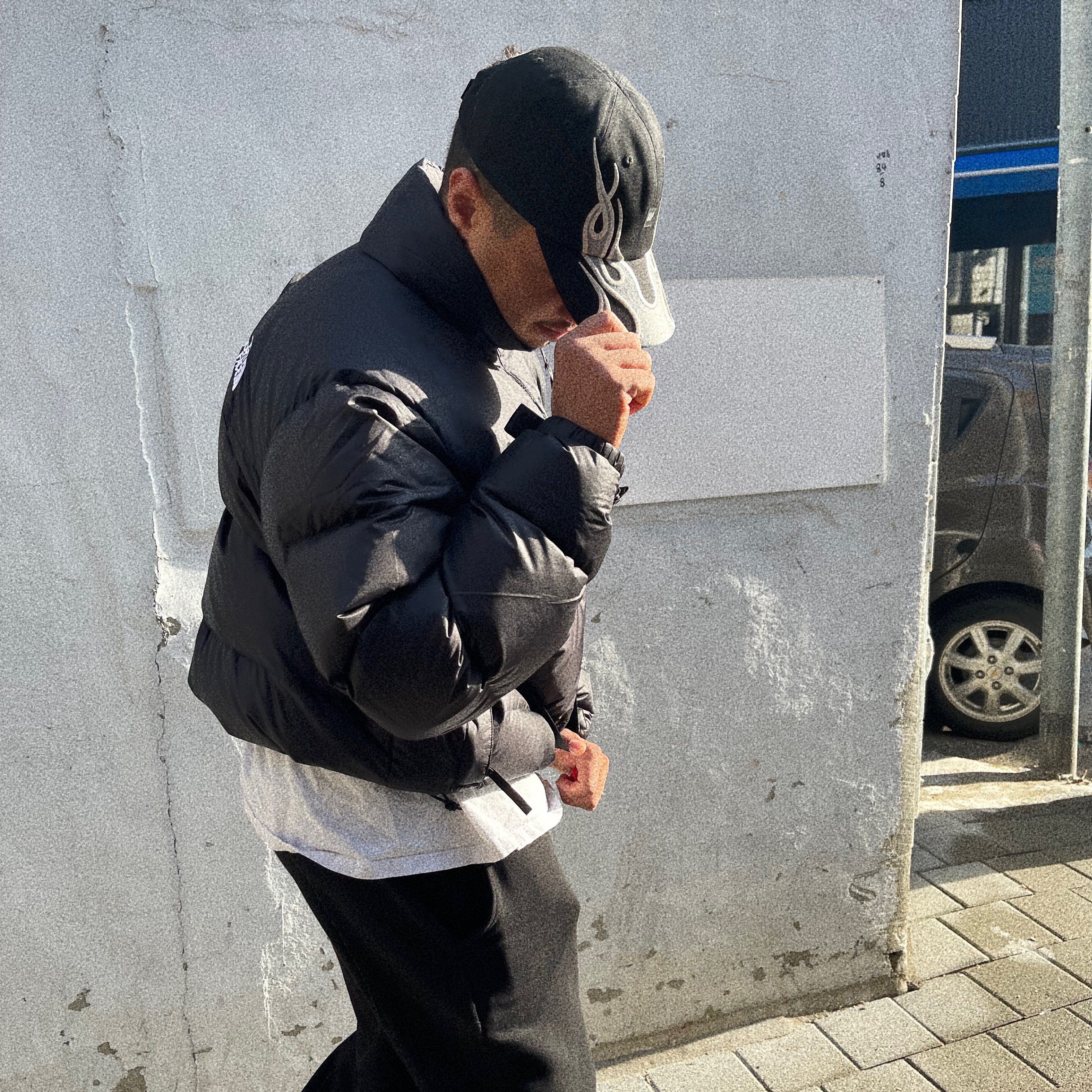 The North Face 1996 Eco Nuptse Jacket Black, Nike Dunk High Retro Orange Blaze 착용 스타일 - 3