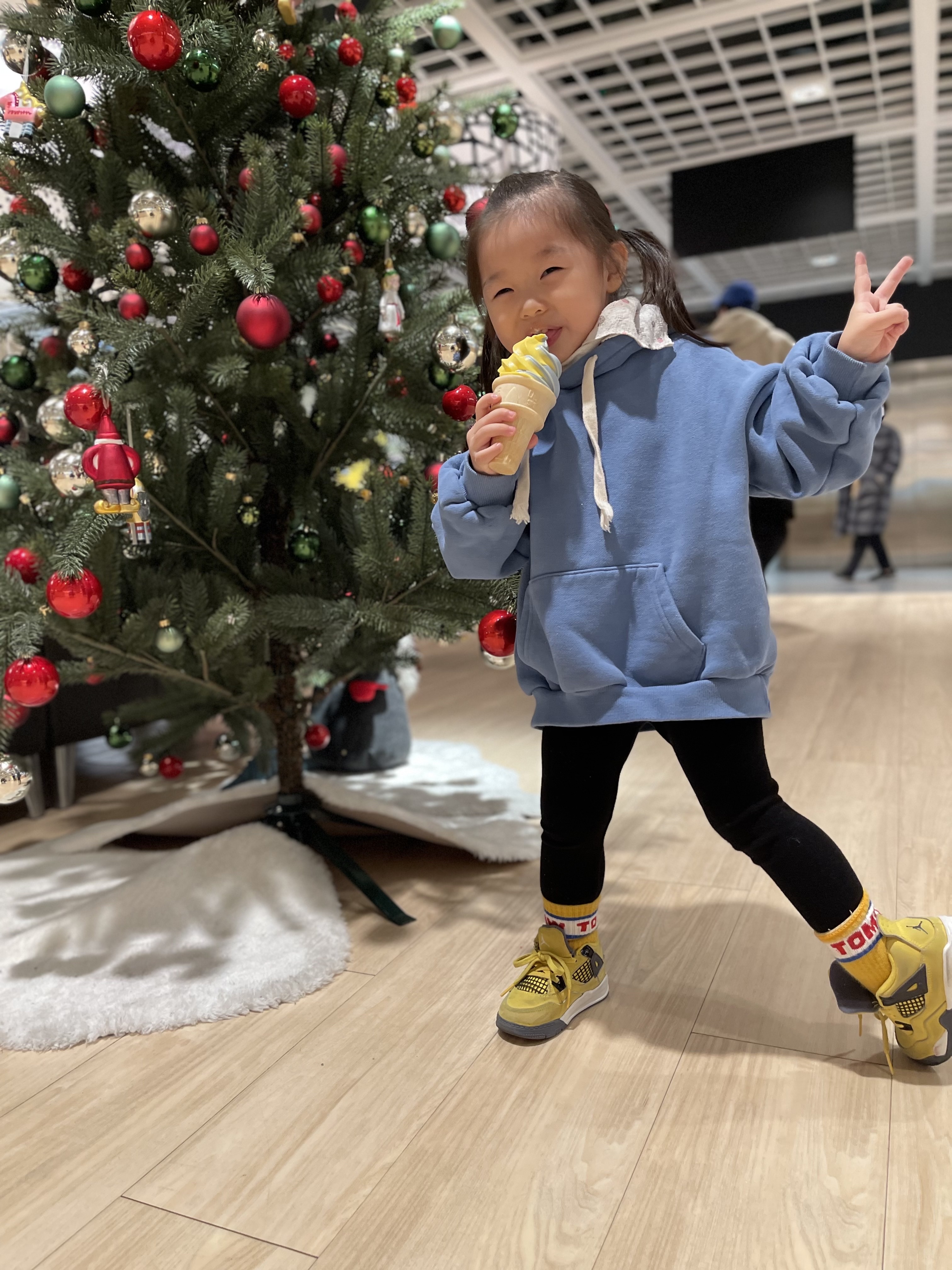 (TD) Jordan 4 Retro Tour Yellow 착용 스타일