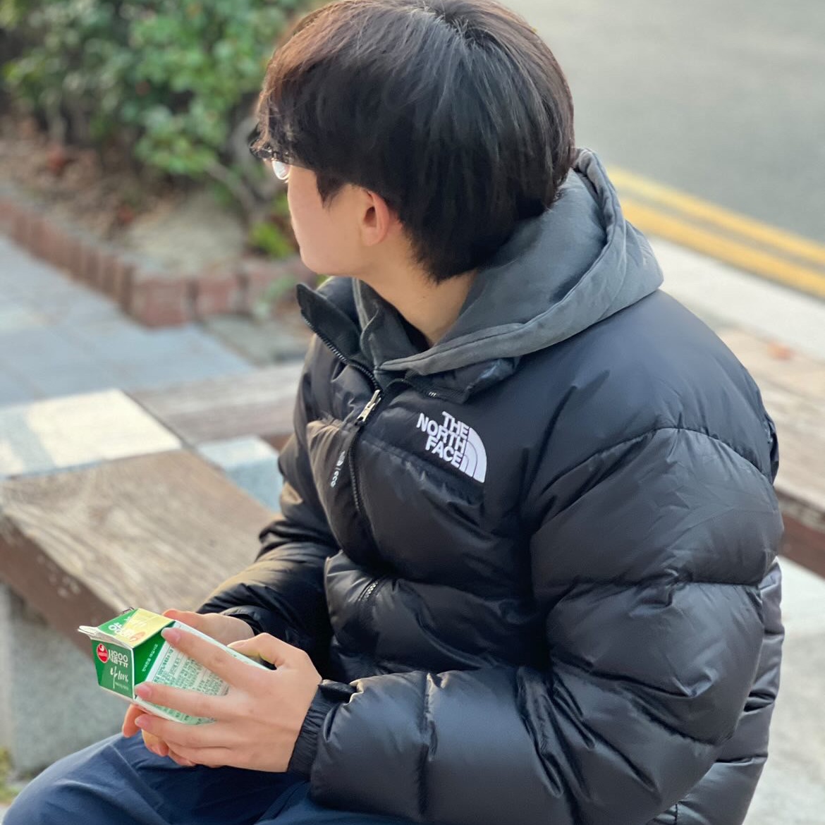 The North Face 1996 Eco Nuptse Jacket Black 착용 스타일 - 1