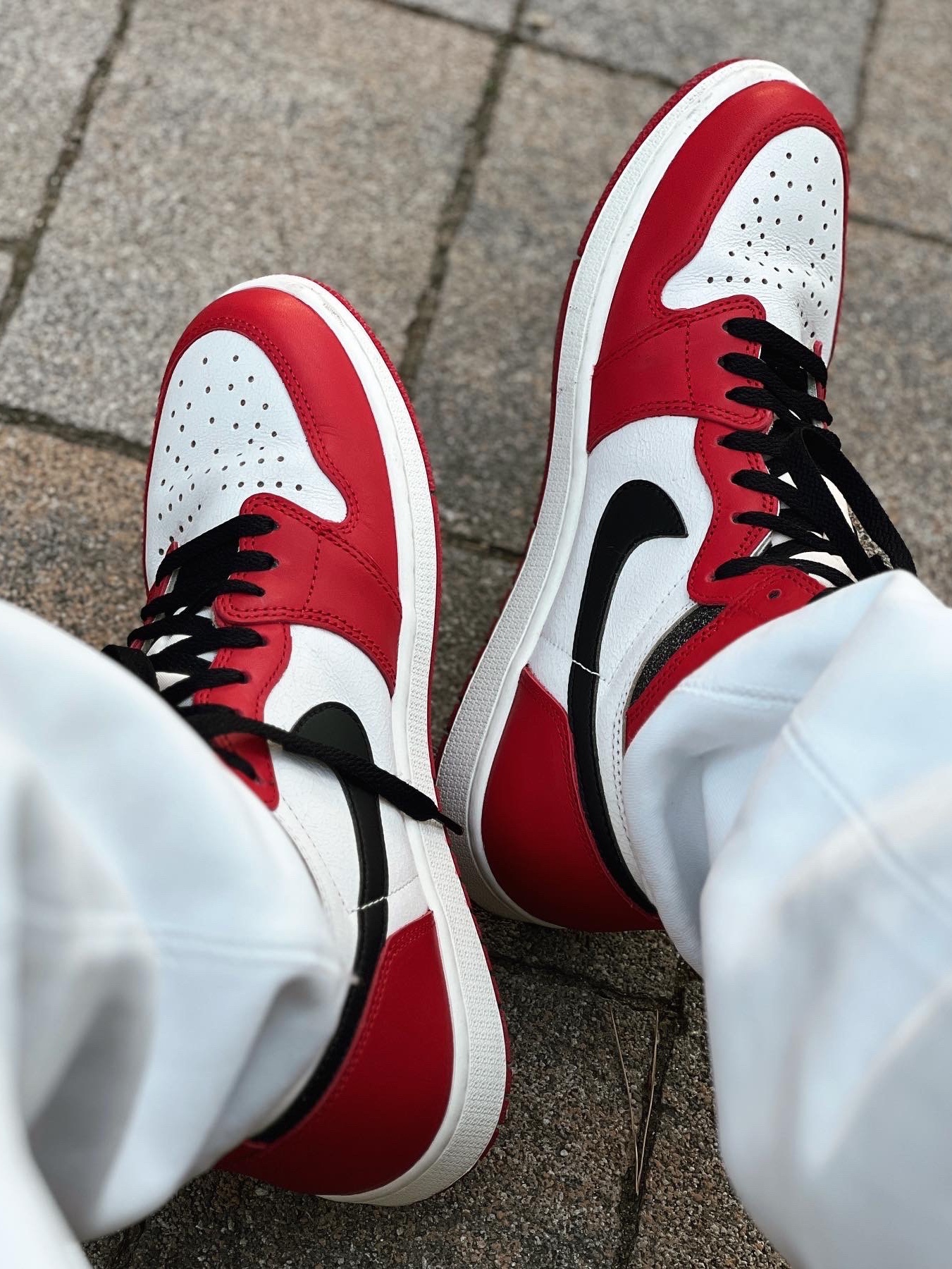 Jordan 1 Retro High OG Chicago 2022 착용 스타일 - 2