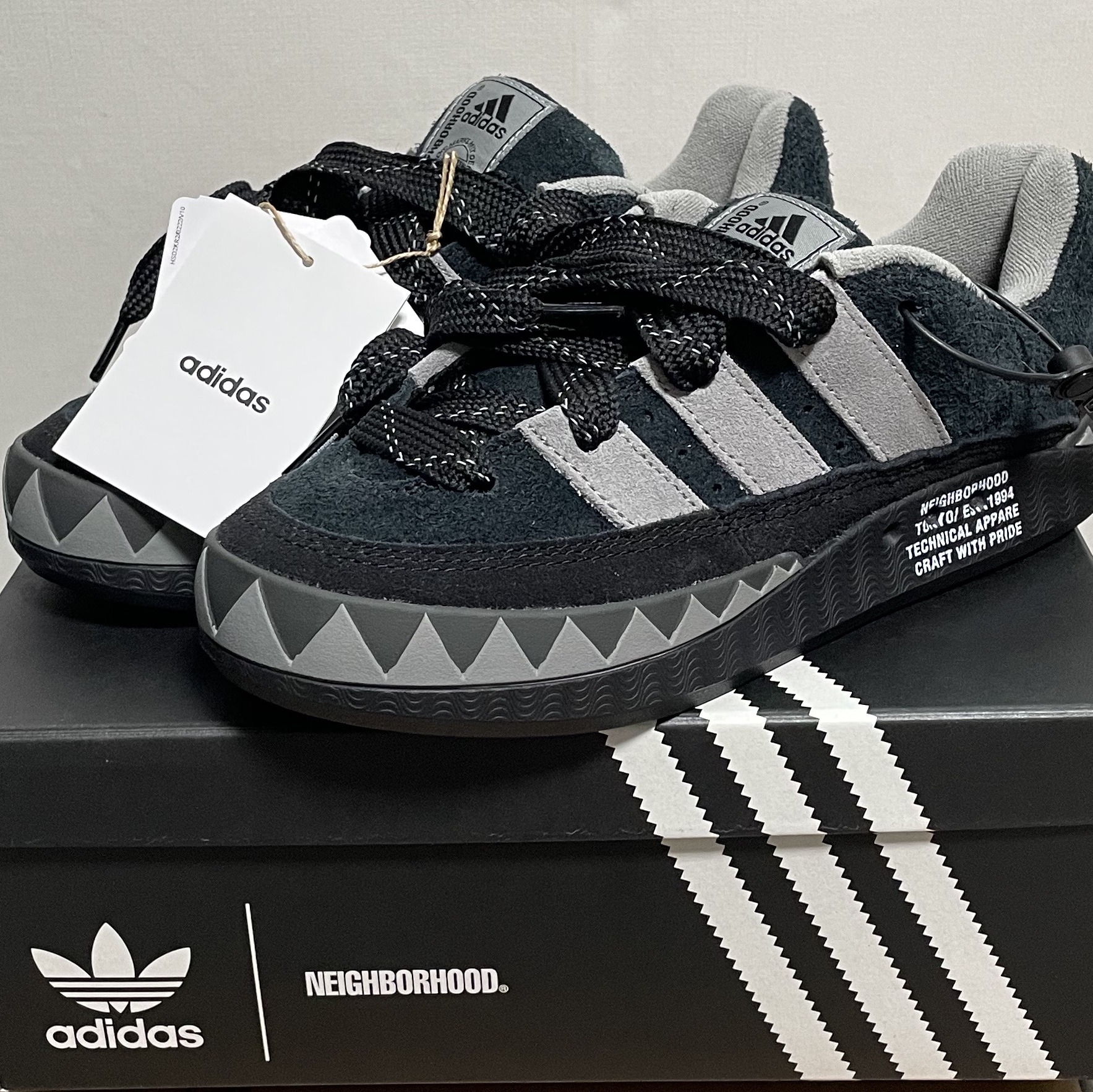 Adidas x Neighborhood Adimatic Core Black 착용 스타일
