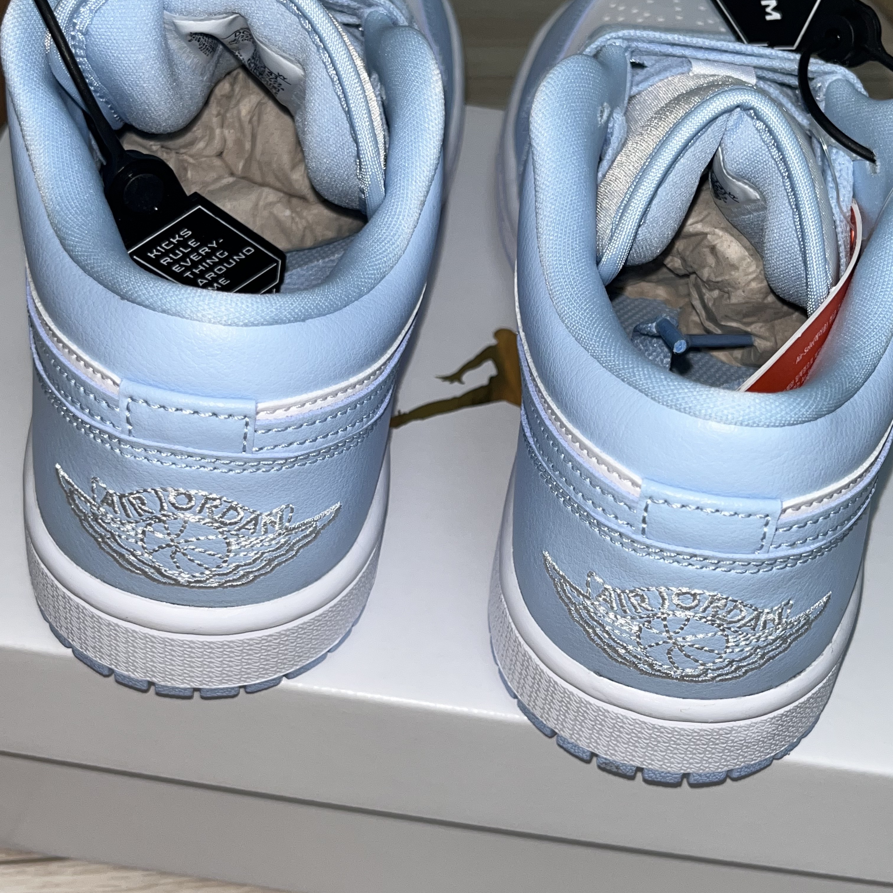 (W) Jordan 1 Low White Ice Blue 착용 스타일 - 3