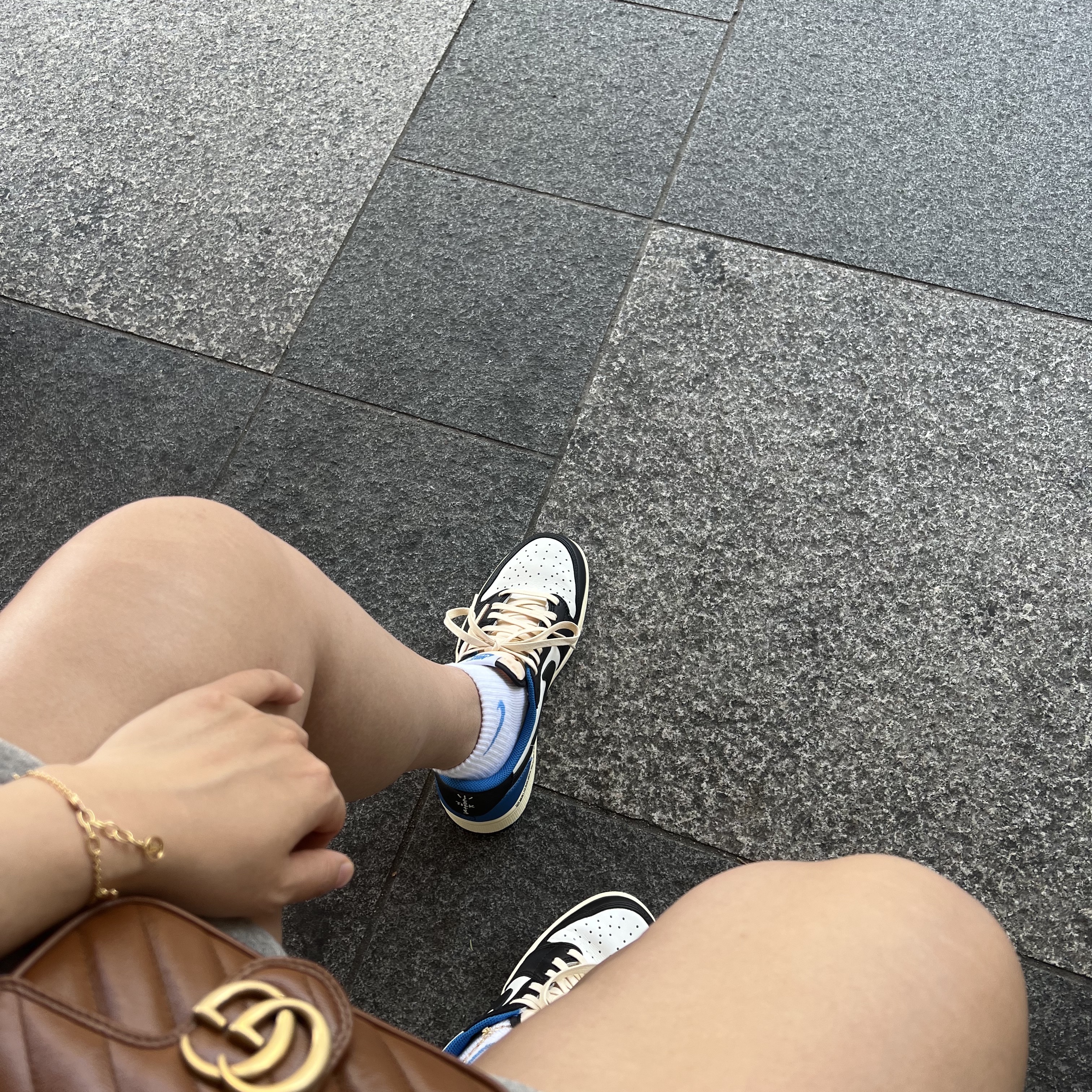 Jordan 1 x Travis Scott x Fragment Retro Low OG SP Military Blue 착용 스타일