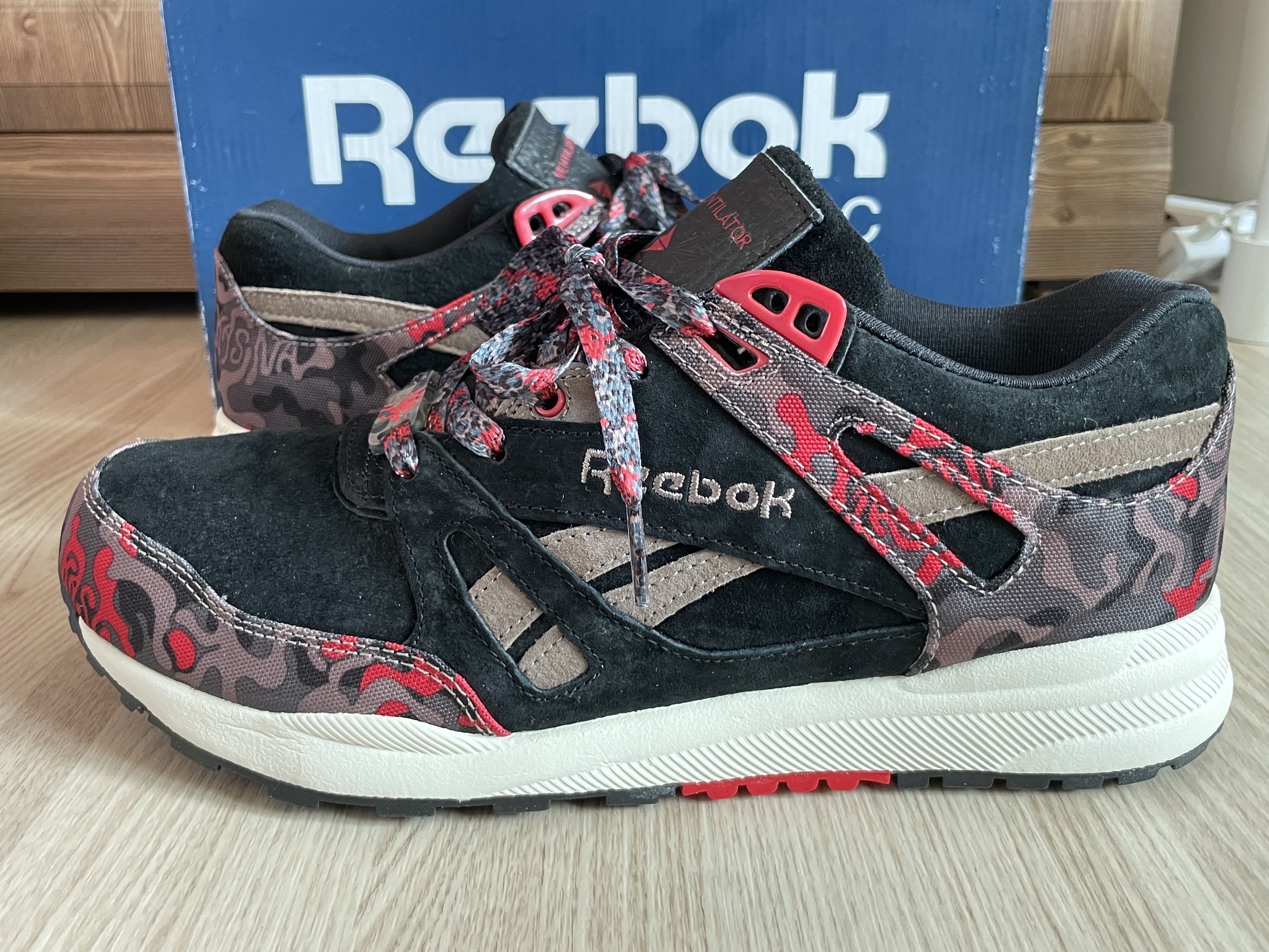 Reebok x Mighty Healthy Ventilator Black Grey 착용 스타일 - 1