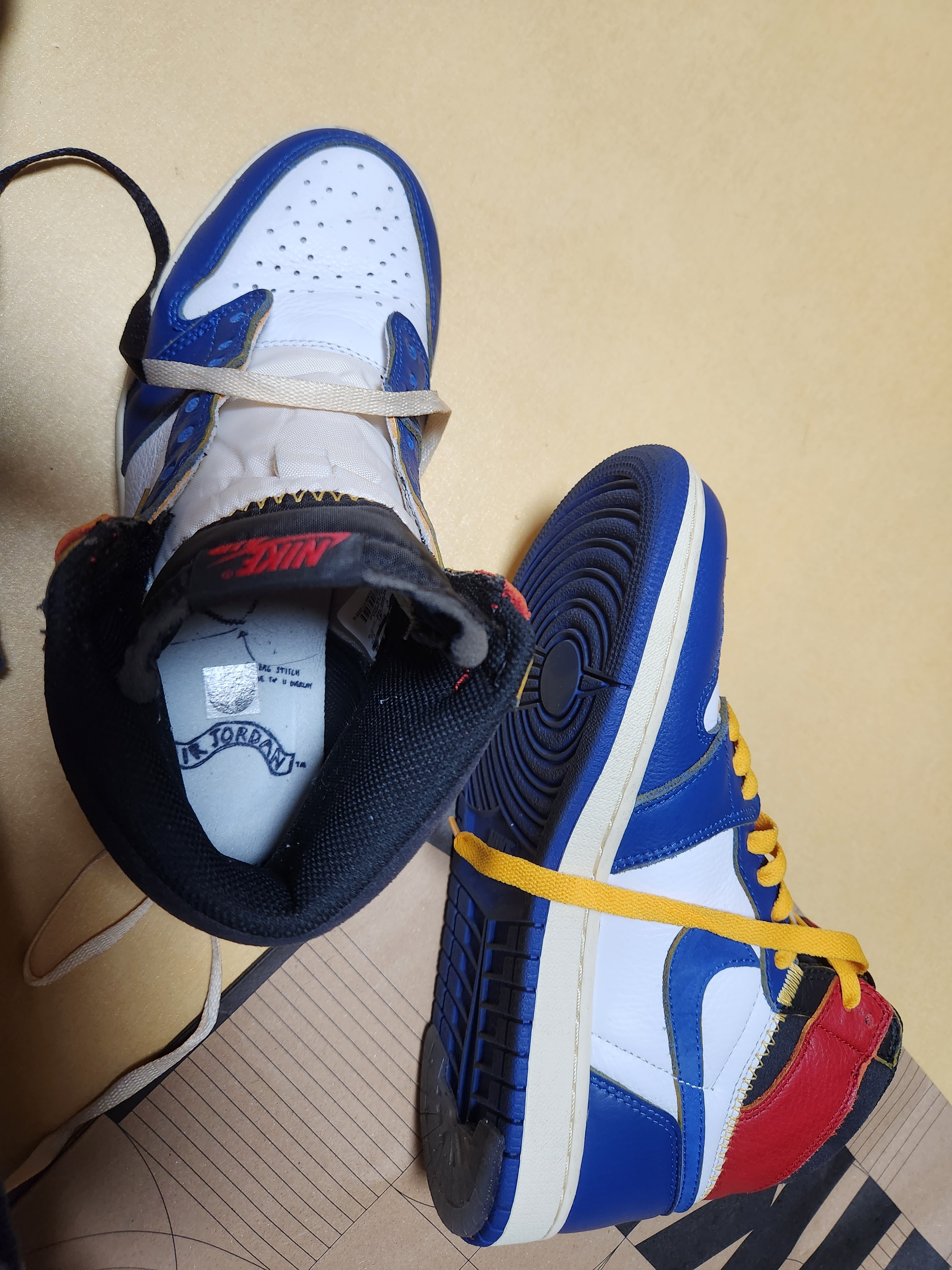 Jordan 1 x Union Retro High Blue Toe 착용 스타일