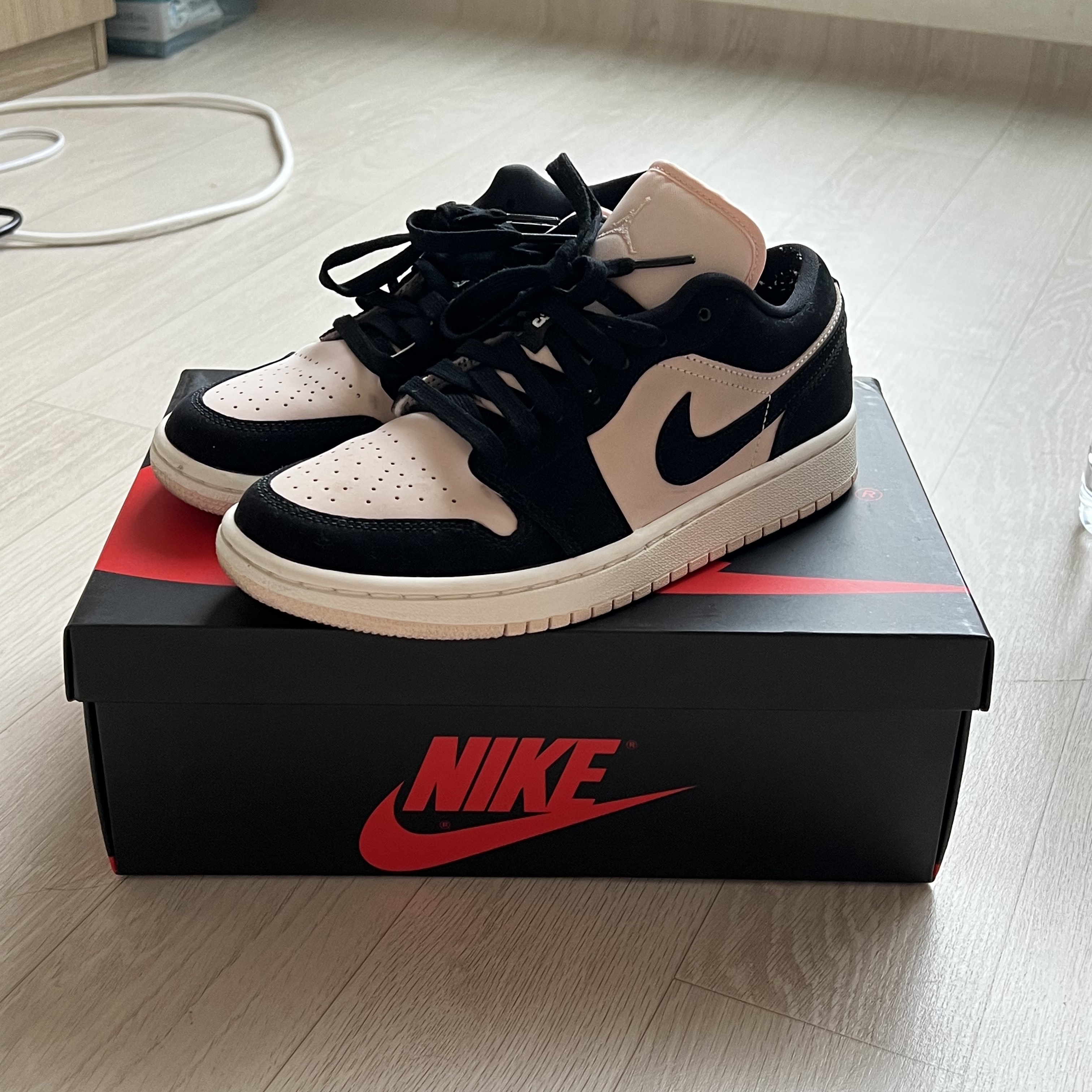 (W) Jordan 1 Low Guava Ice 착용 스타일