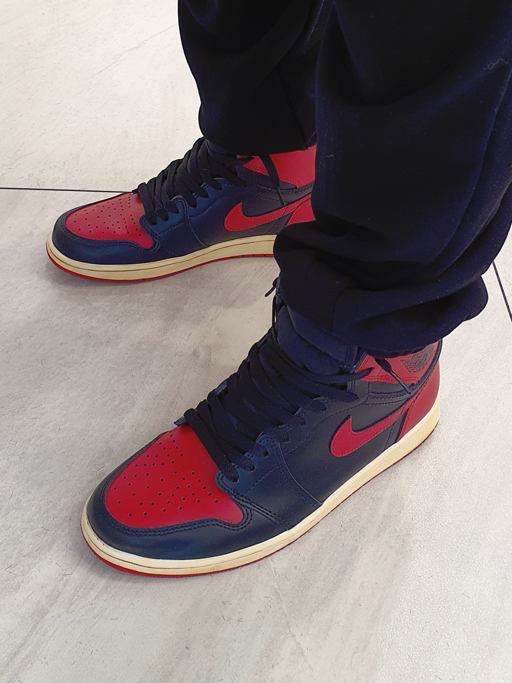 Jordan 1 Retro High OG Bred Banned 2016 착용 스타일 - 3