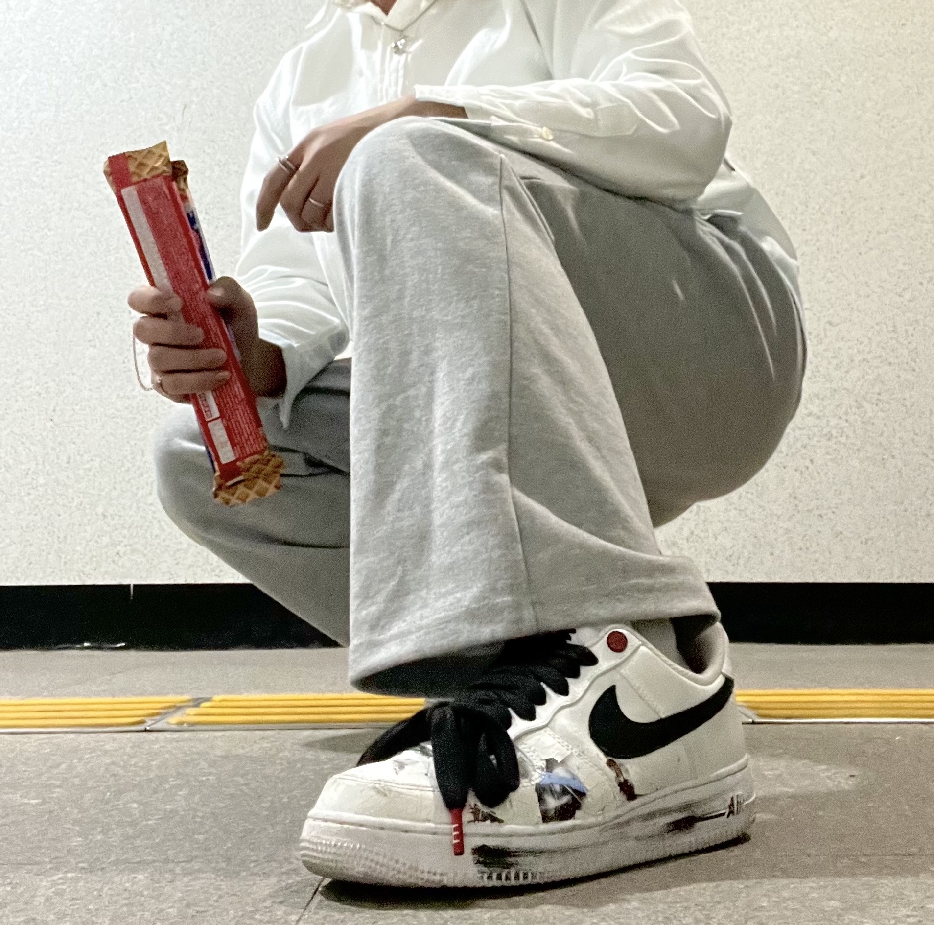 Nike x Peaceminusone Air Force 1 Low Para-Noise 2.0 착용 스타일