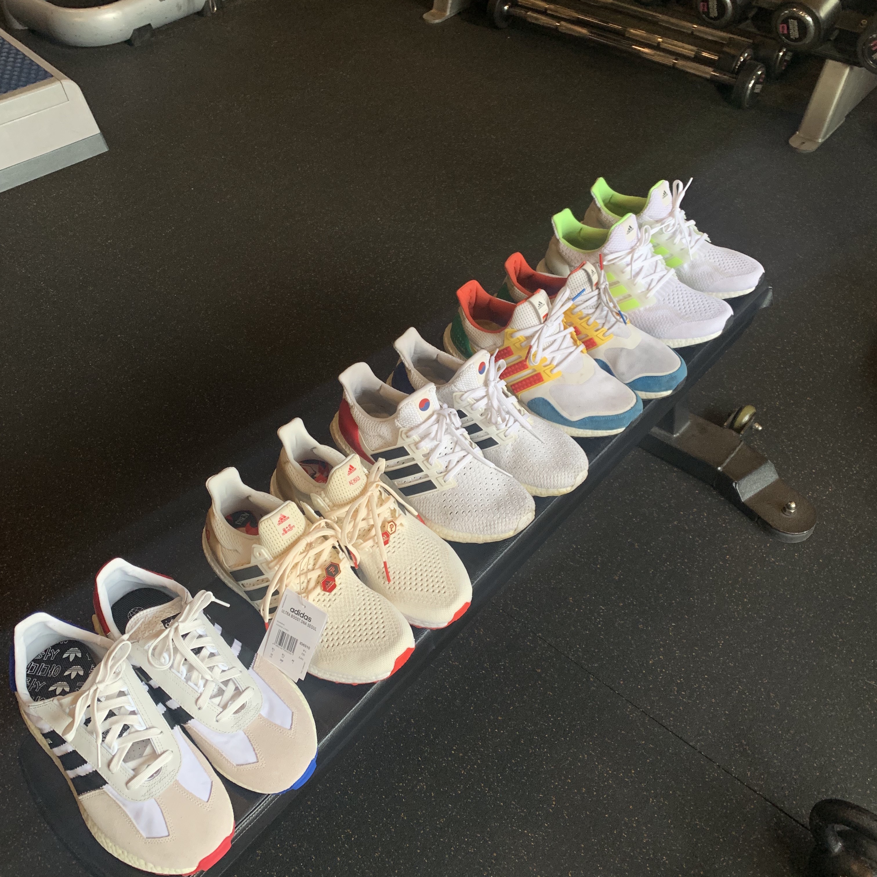 Adidas x Over The Pitch Ultraboost DNA Seoul Off White (Over The Pitch Package), Adidas Ultraboost 4.0 Seoul 1988 착용 스타일 - 1