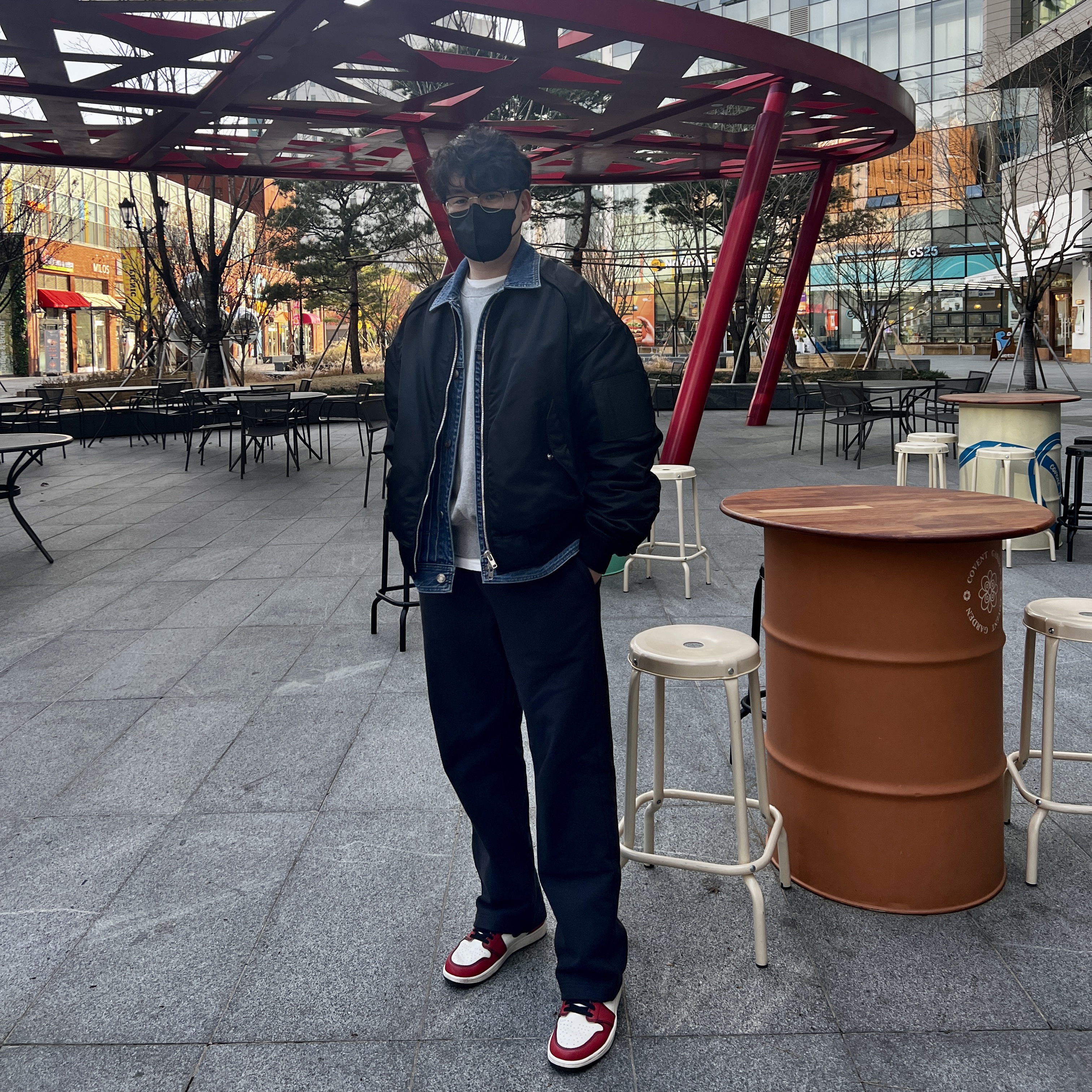 Jordan 1 Retro High OG Defiant SB LA to Chicago 착용 스타일 - 3