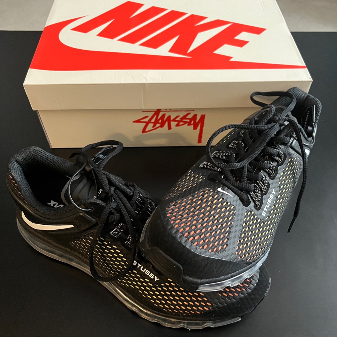 Nike x Stussy Air Max 2013 Black 착용 스타일 - 1