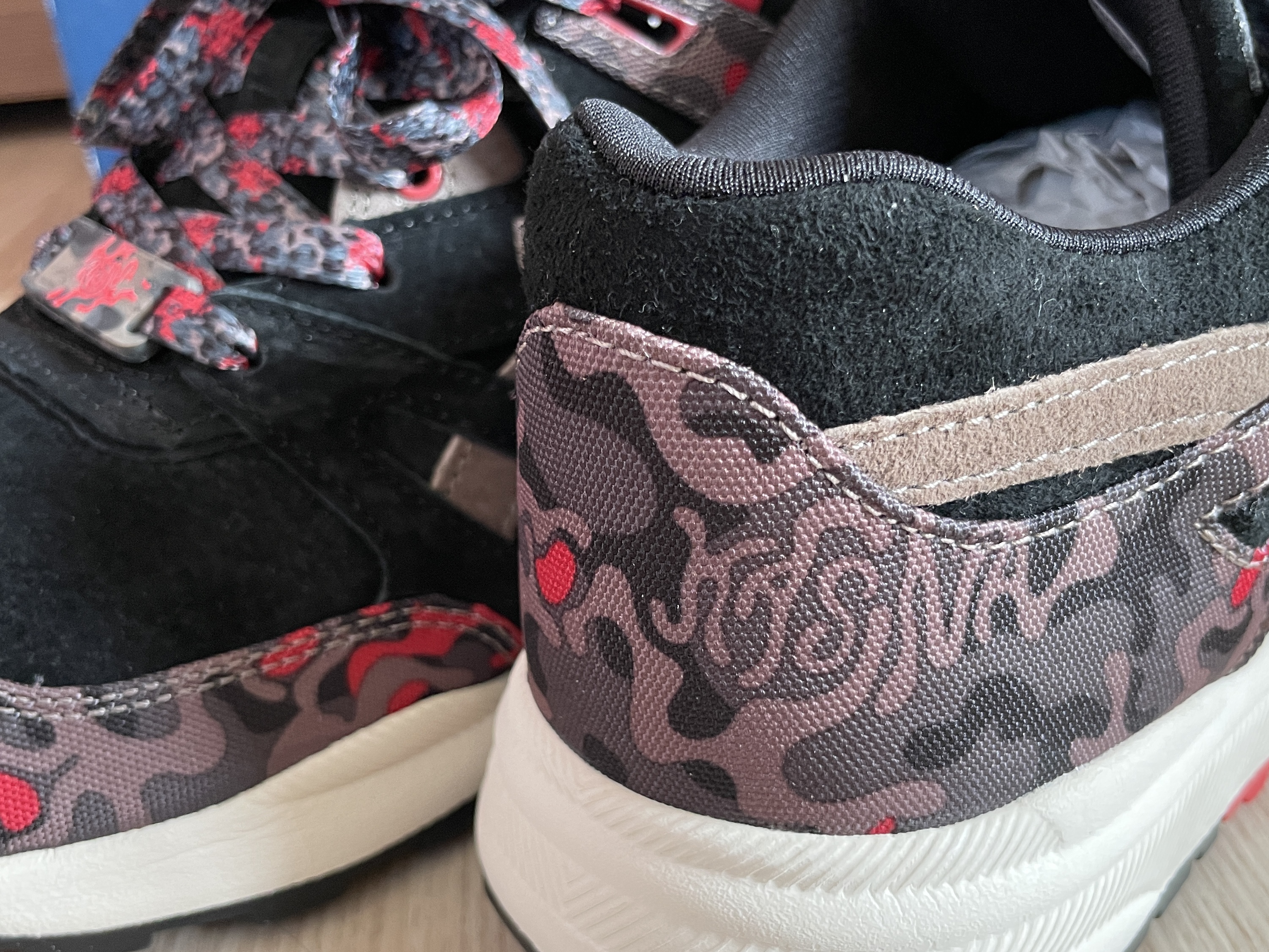 Reebok x Mighty Healthy Ventilator Black Grey 착용 스타일 - 3