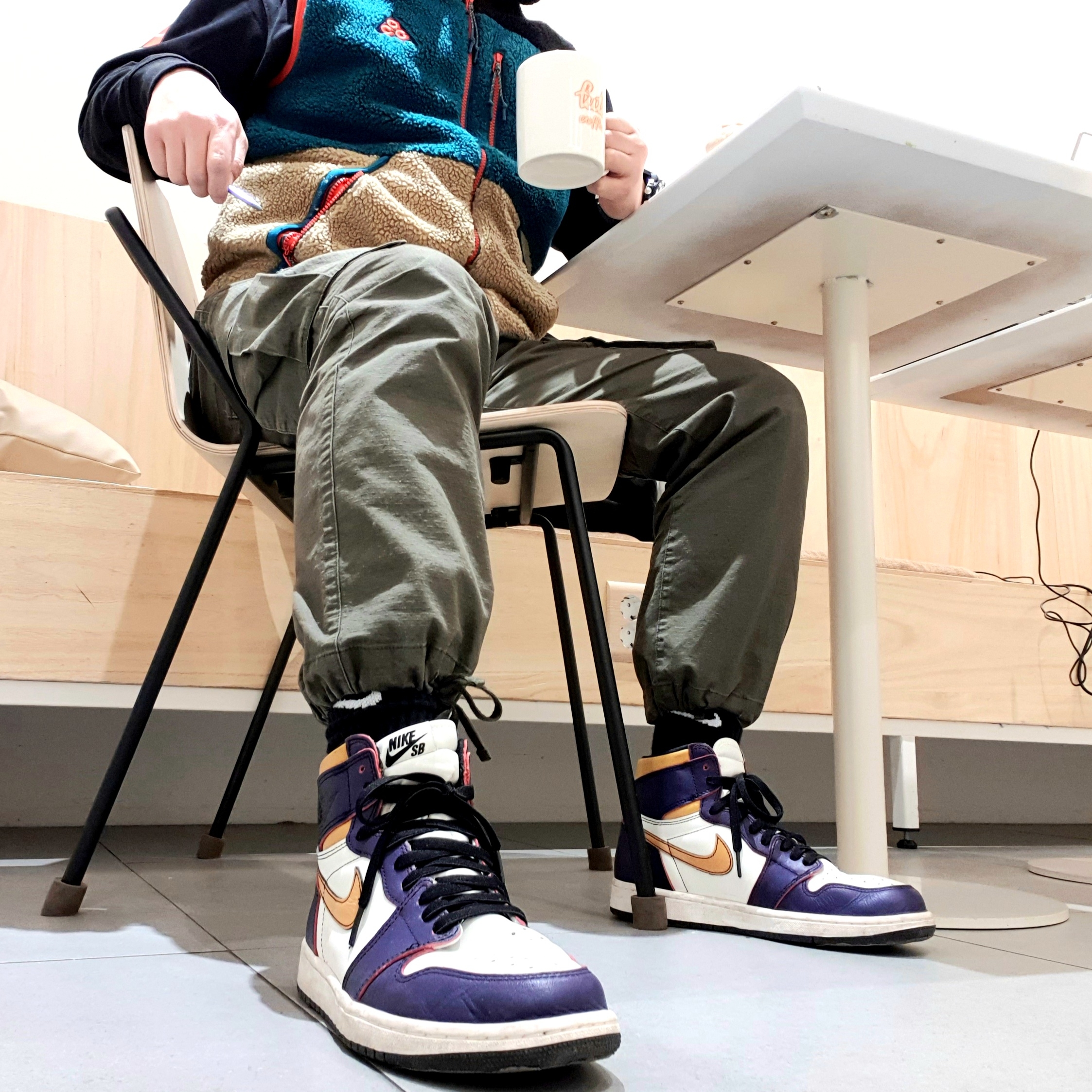 Nike ACG Vest Black Parachute Beige Geode Teal - Asia, Jordan 1 Retro High OG Defiant SB LA to Chicago 착용 스타일 - 2