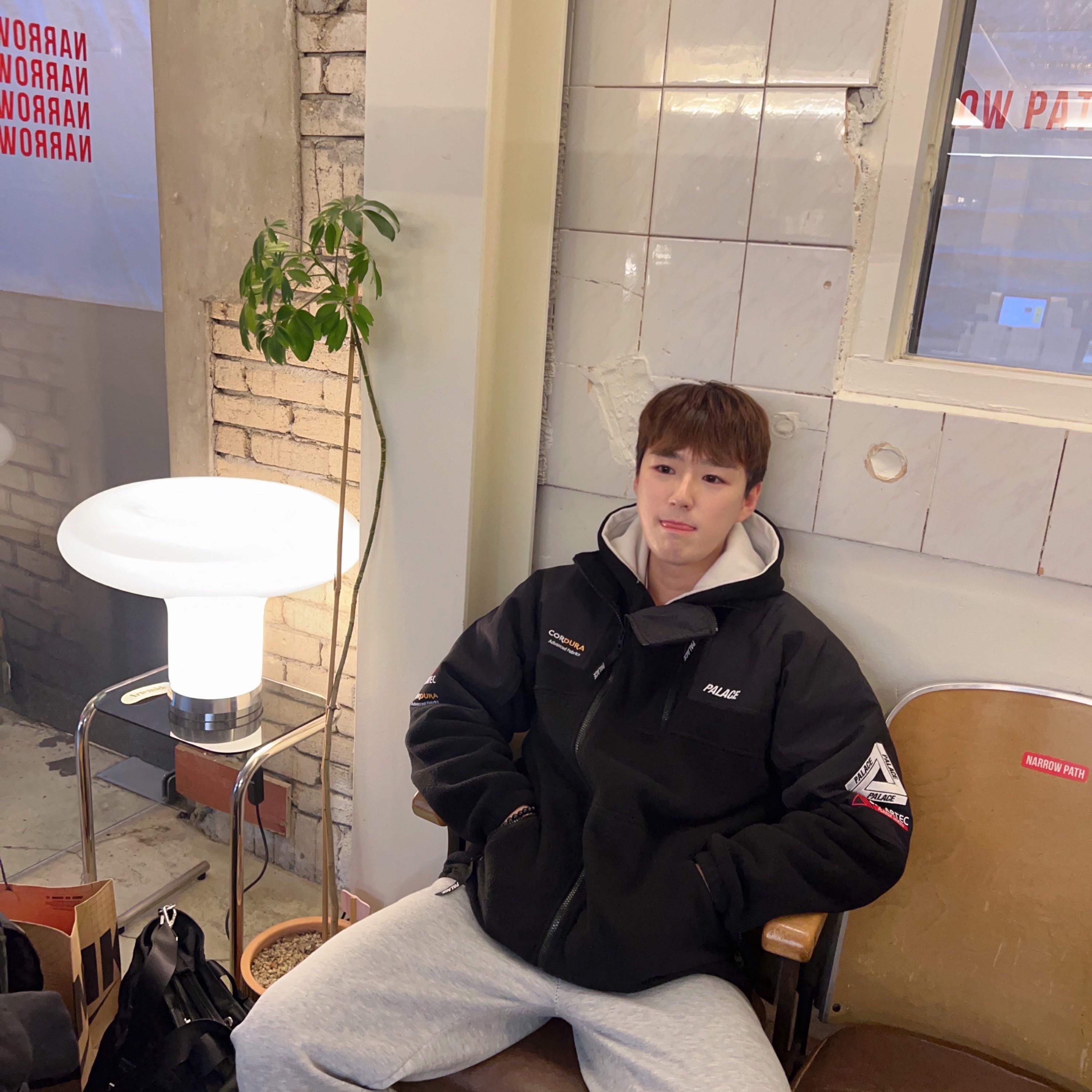 Palace Polartec Double Zip Funnel Black - 22FW 착용 스타일