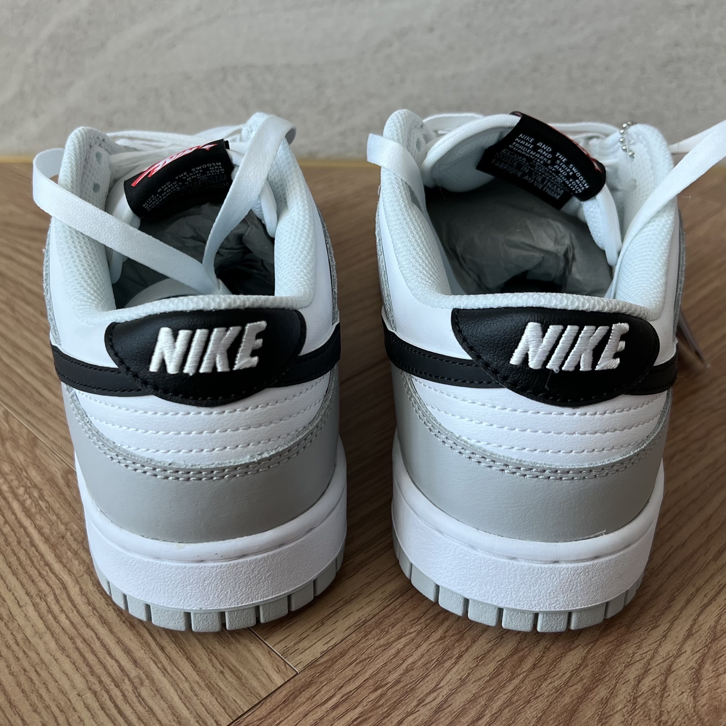 Nike Dunk Low Retro SE Jackpot Grey Fog 착용 스타일 - 3