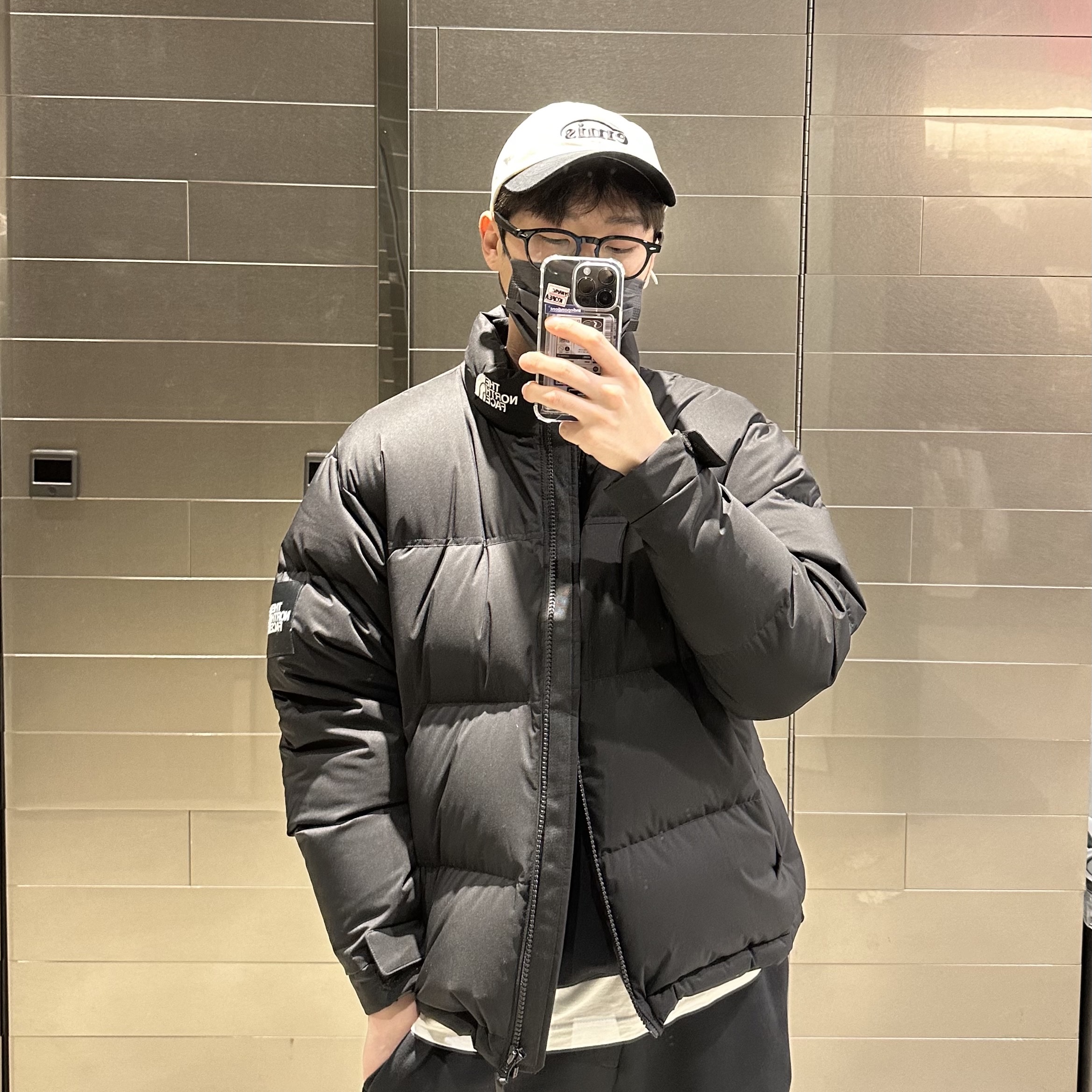 The North Face White Label Neo Nuptse Down Jacket Black 착용 스타일