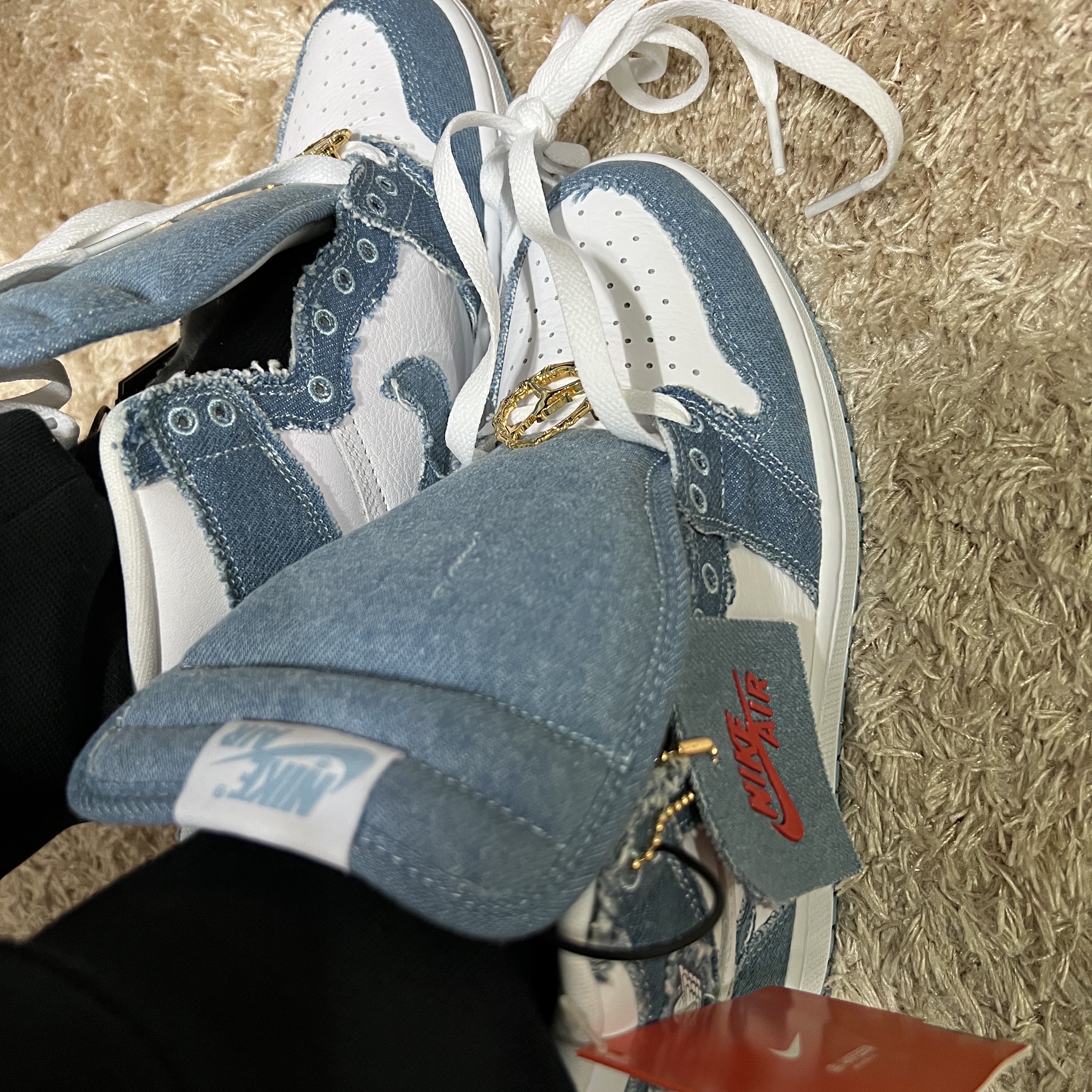 (W) Jordan 1 Retro High OG Denim 착용 스타일 - 3