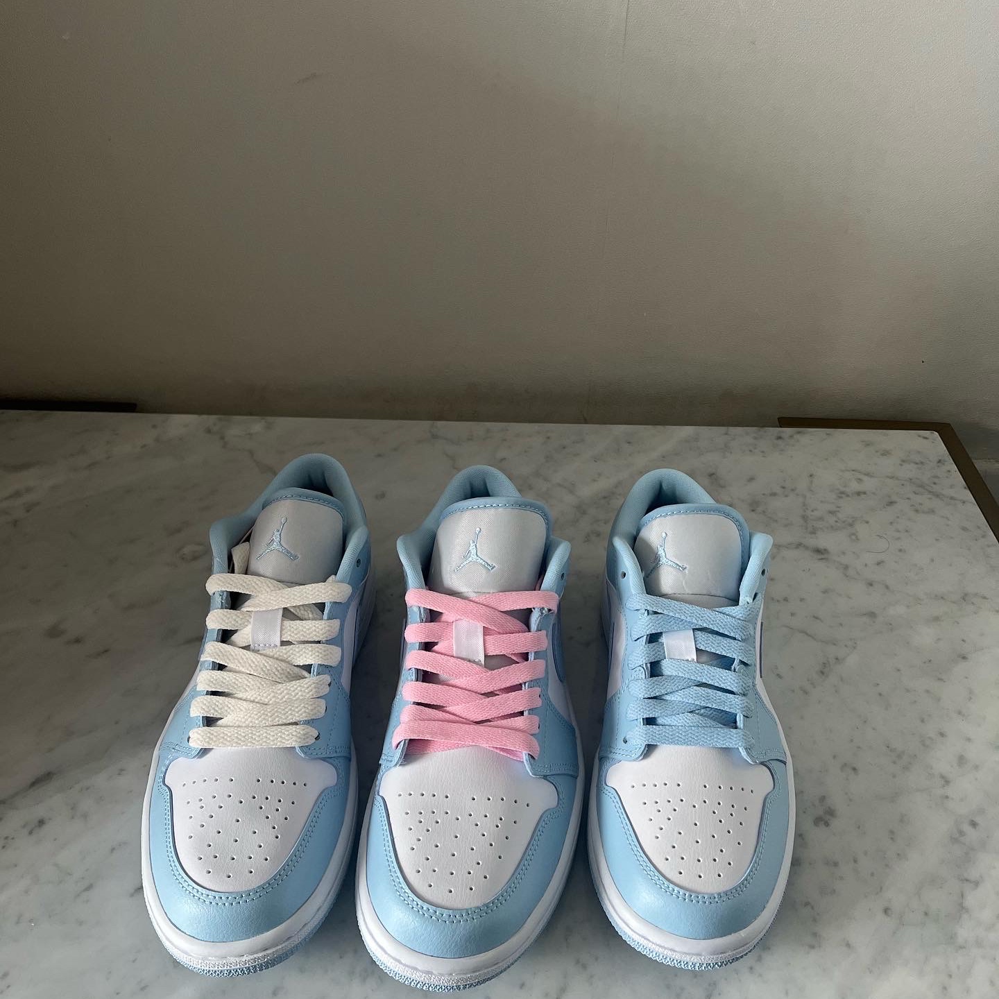 (W) Jordan 1 Low White Ice Blue 착용 스타일 - 2