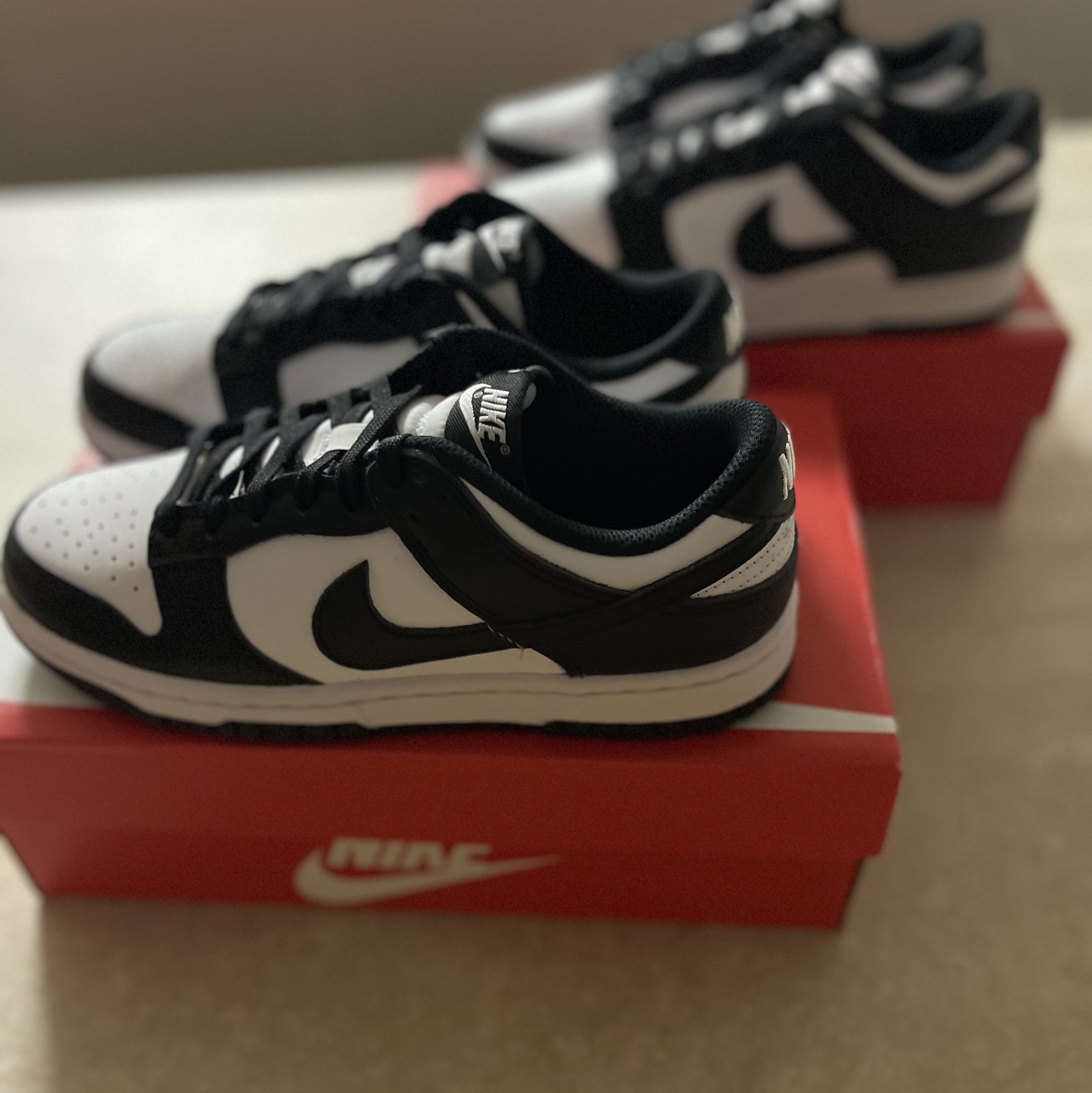 (W) Nike Dunk Low Black 착용 스타일