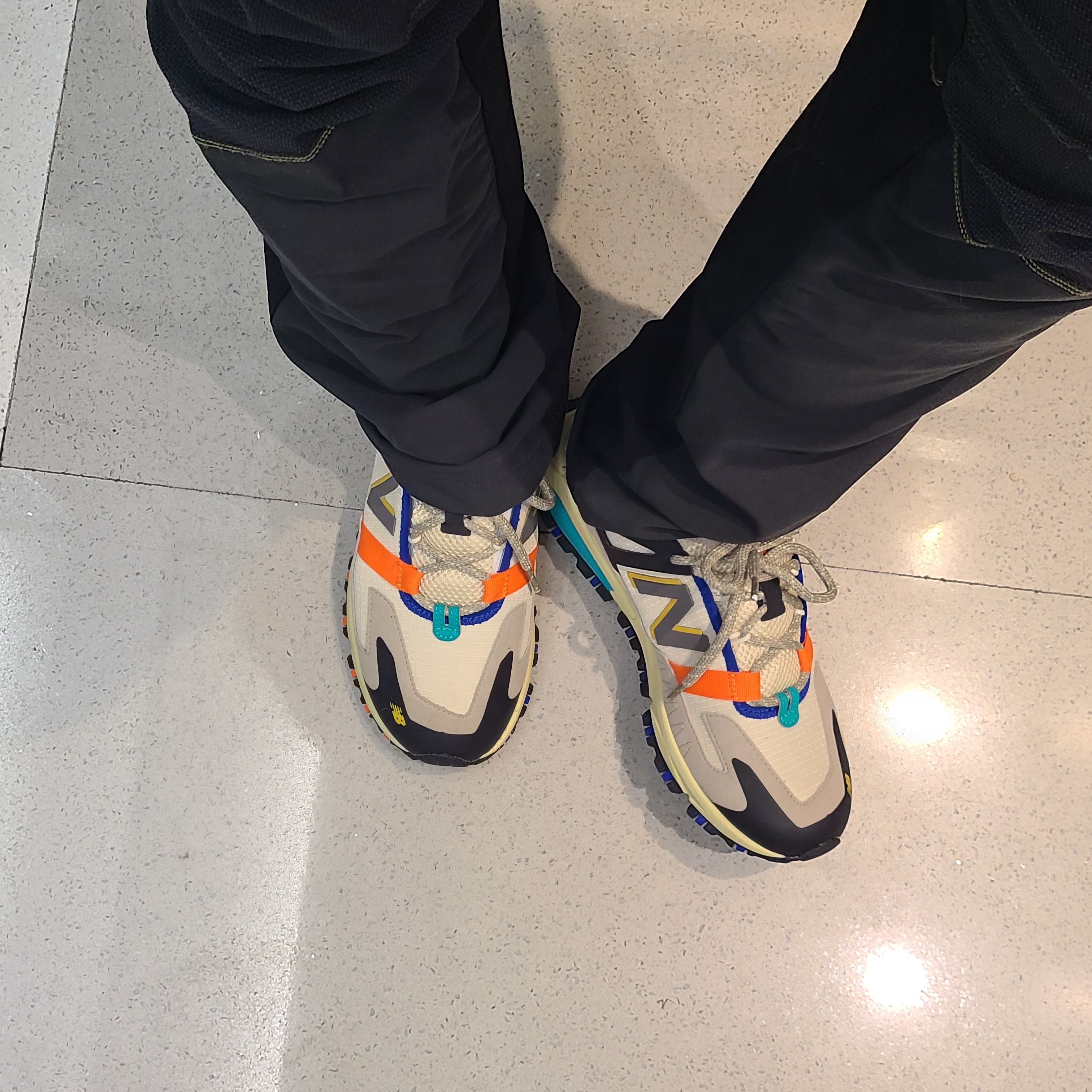 New Balance X-Racer Utility Outer Space 착용 스타일 - 1