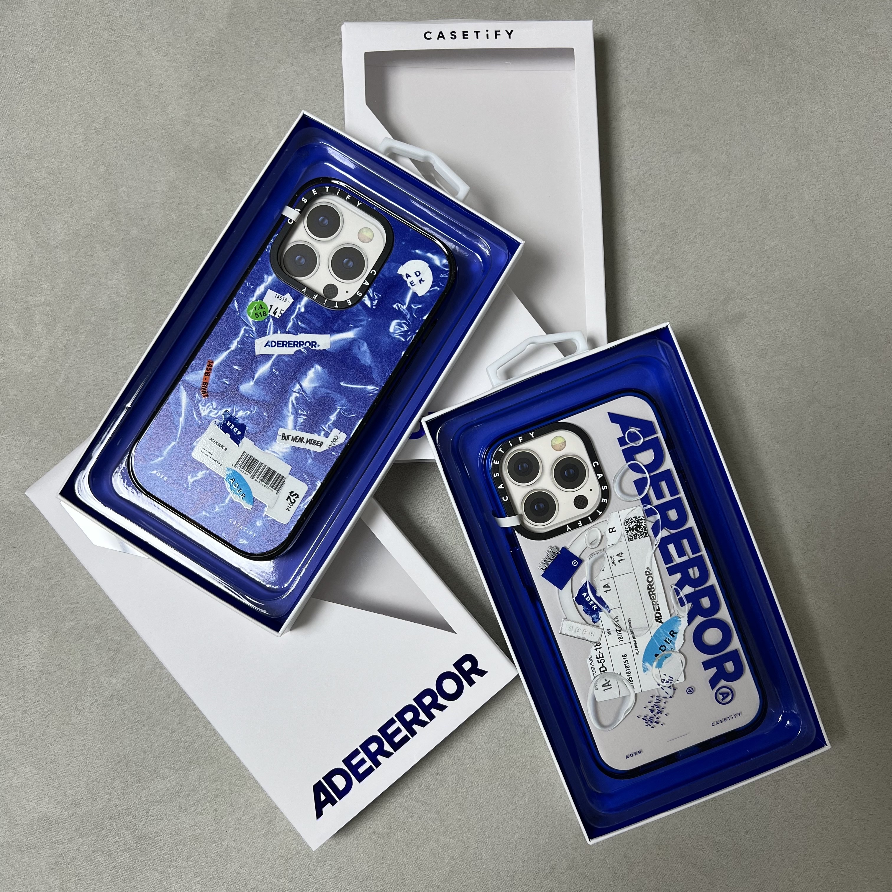 Casetify x Ader Error iPhone Tube Magsafe Case Blue, Casetify x Ader Error iPhone Sticker Magsafe Case Clear 착용 스타일