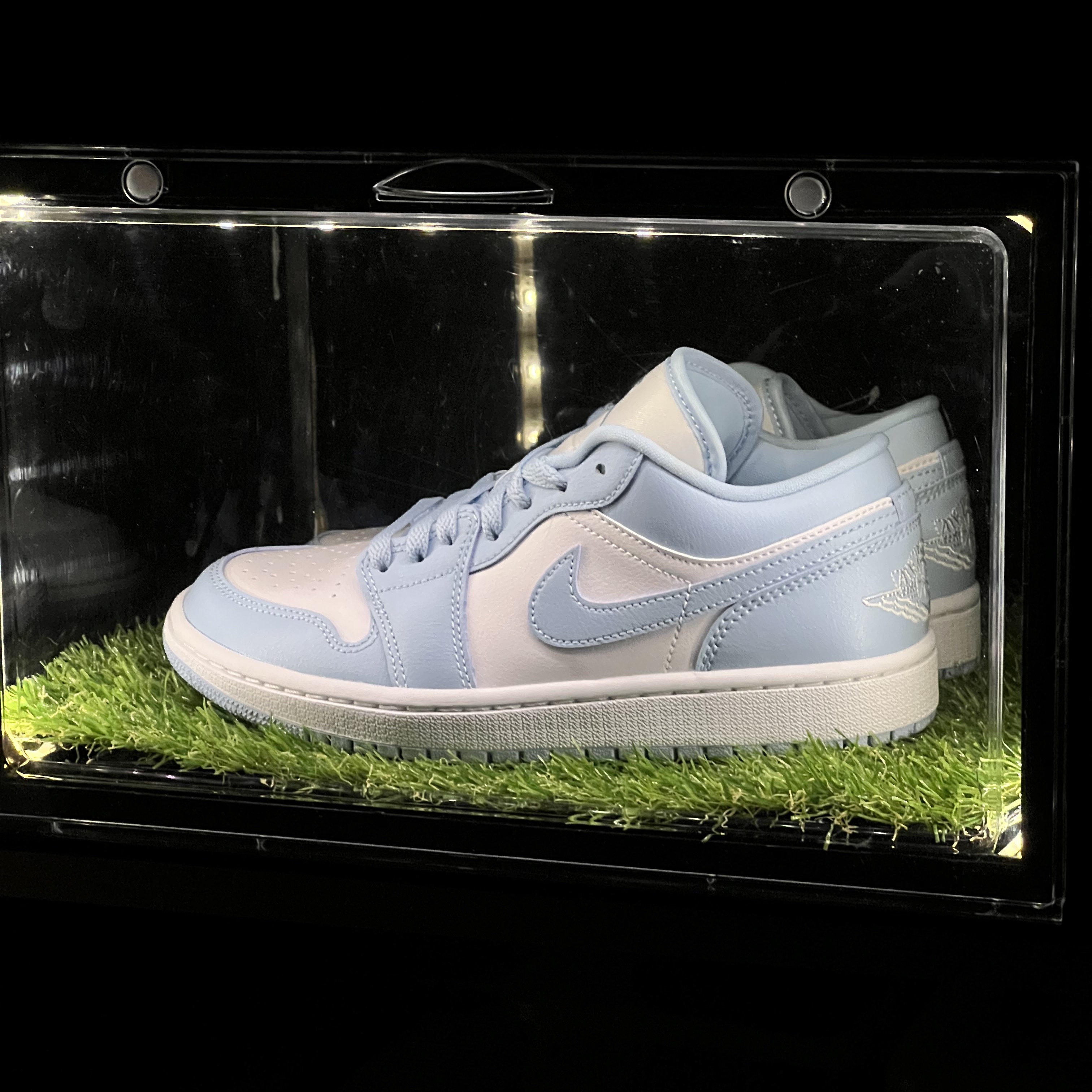 (W) Jordan 1 Low White Ice Blue 착용 스타일