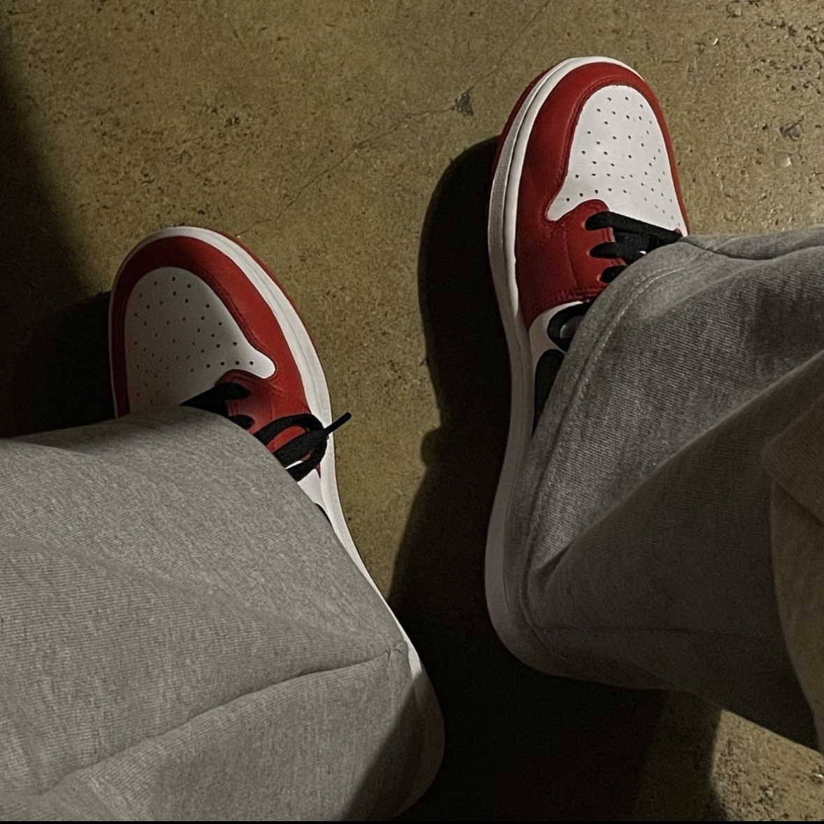 Jordan 1 Low Golf Chicago 착용 스타일